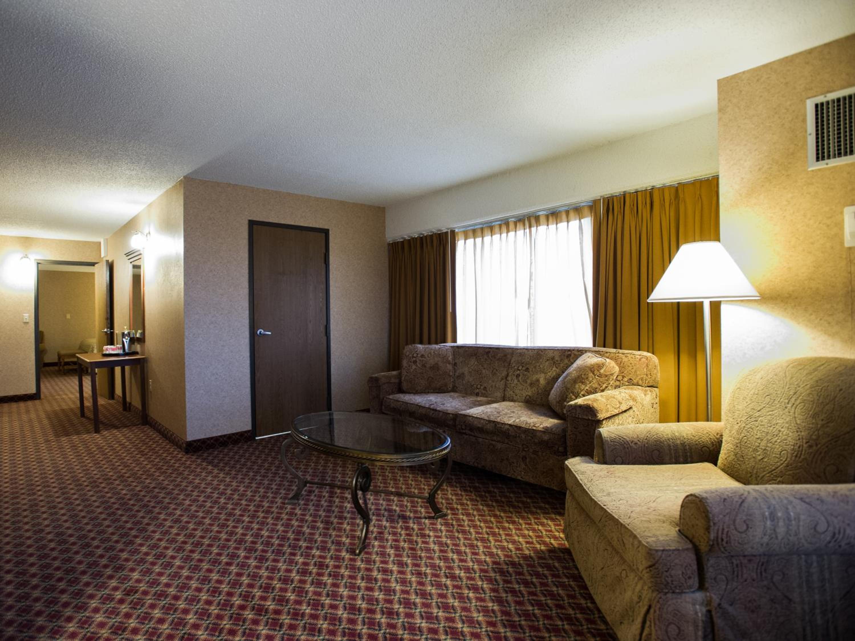 One Bedroom King Suite Non Smoking - Photo 4