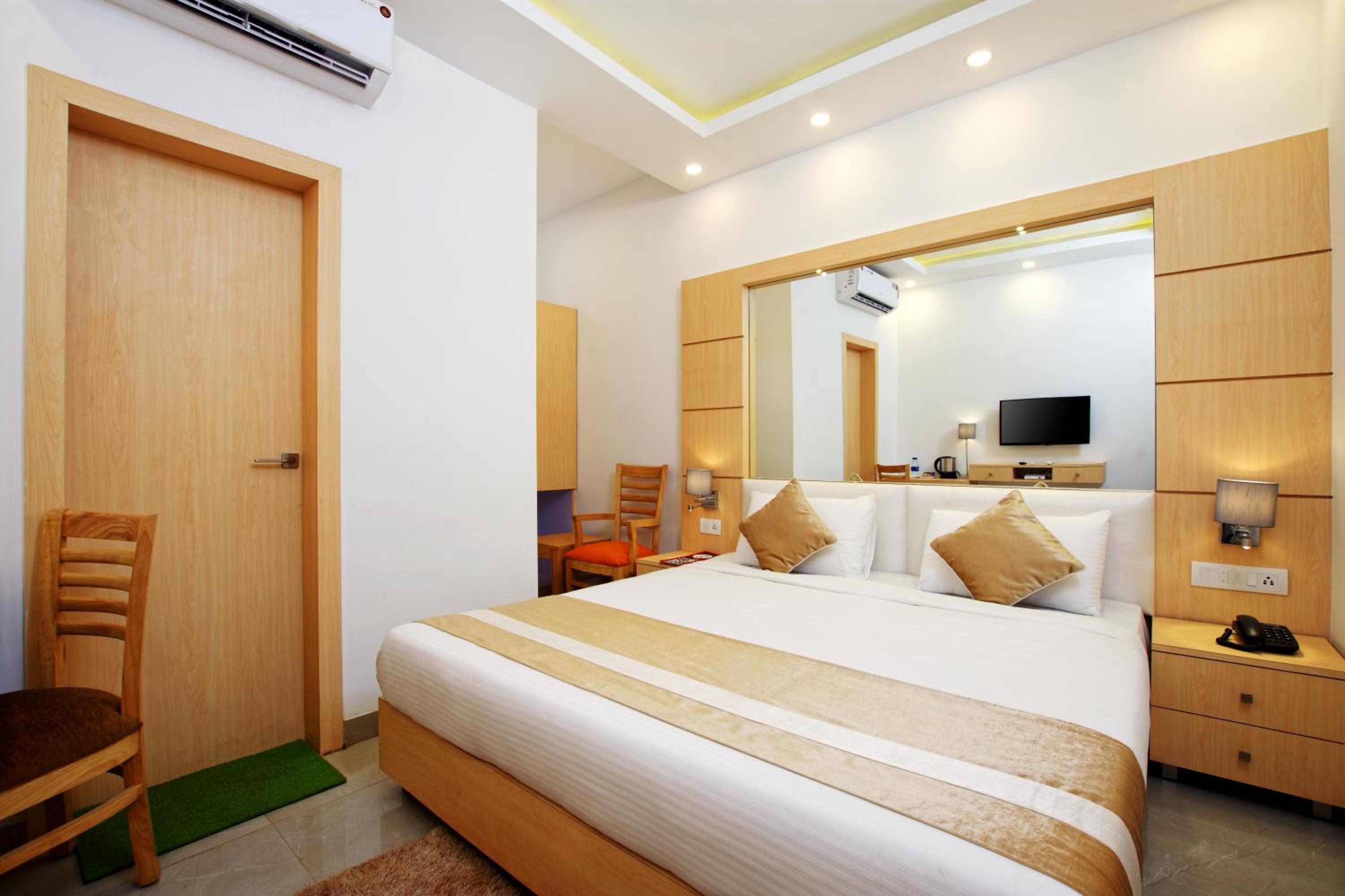 Superior King Room photo 3