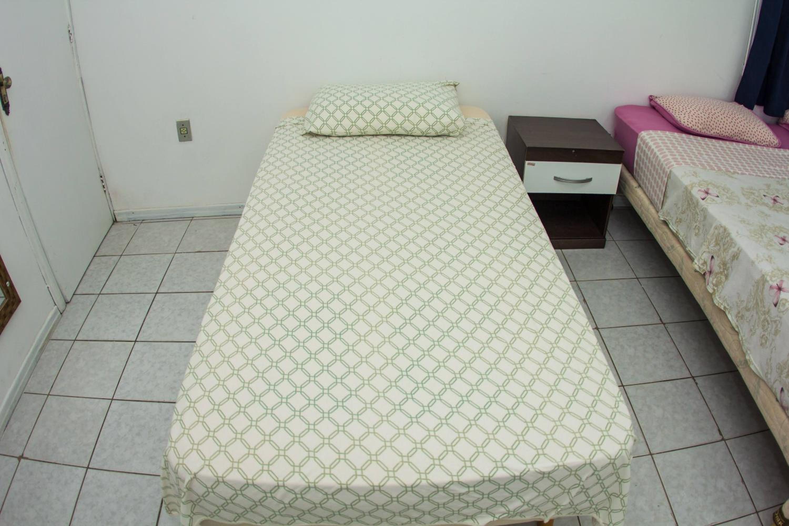 Quadruple Room - Photo 4