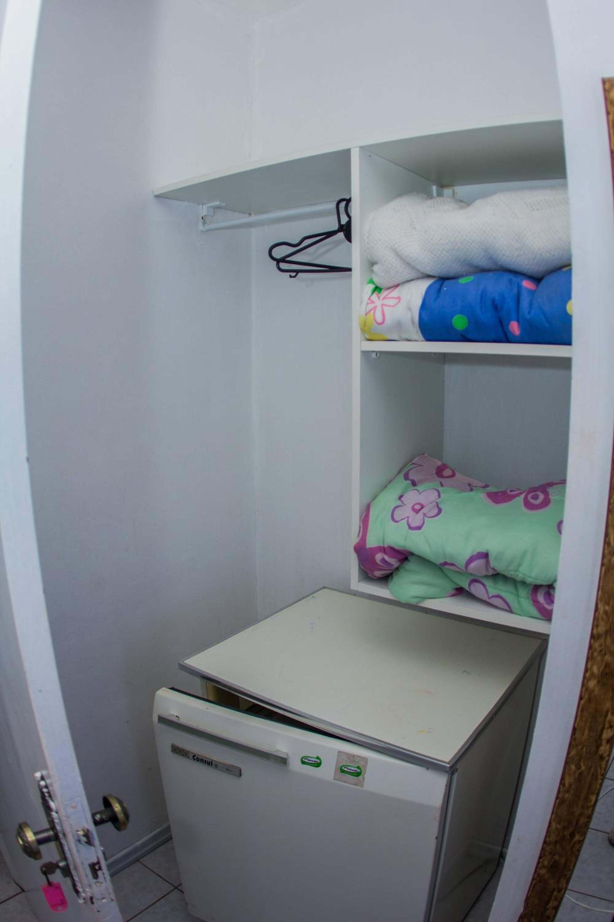 Economy Quadruple Room - Photo 2