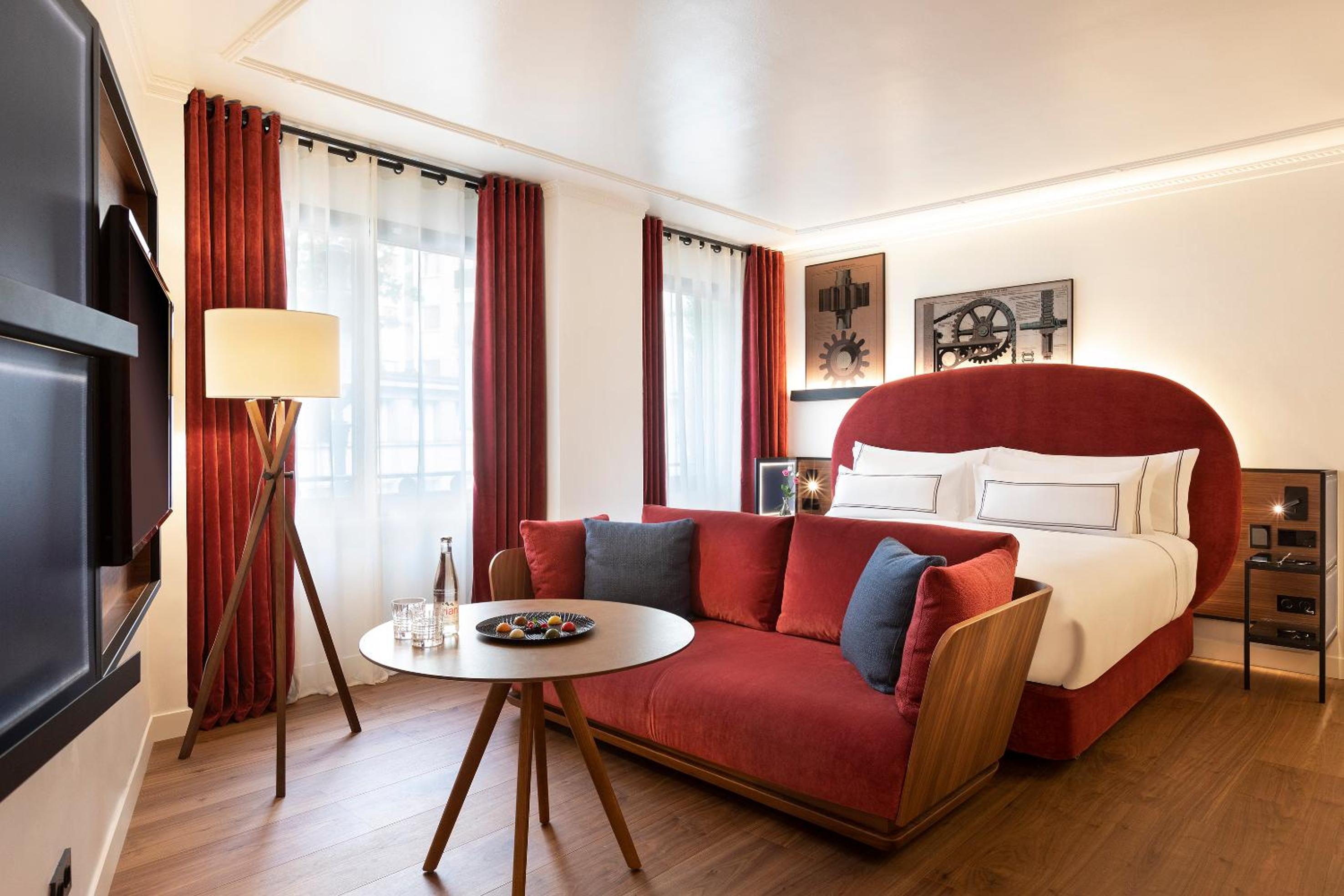 Deluxe Extra Room