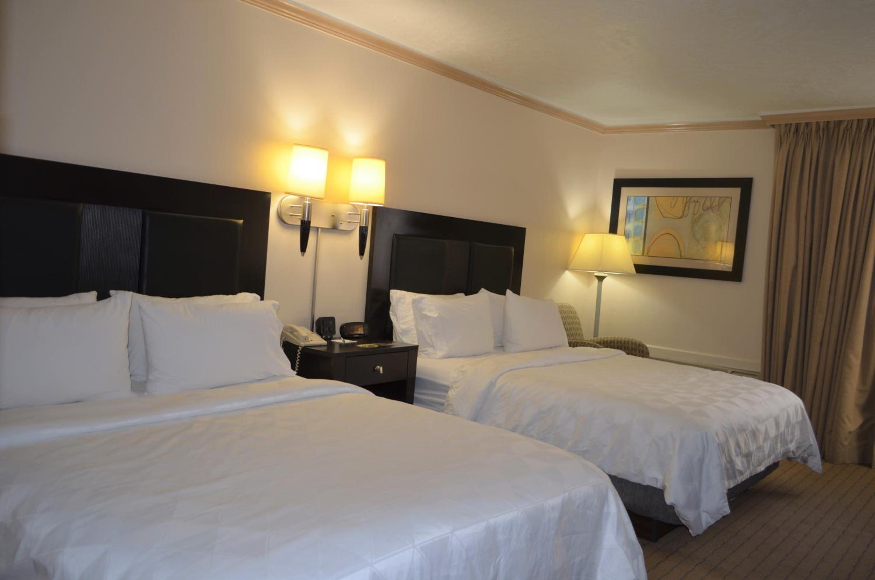 Standard Queen Room with Two Queen Beds - Photo 1