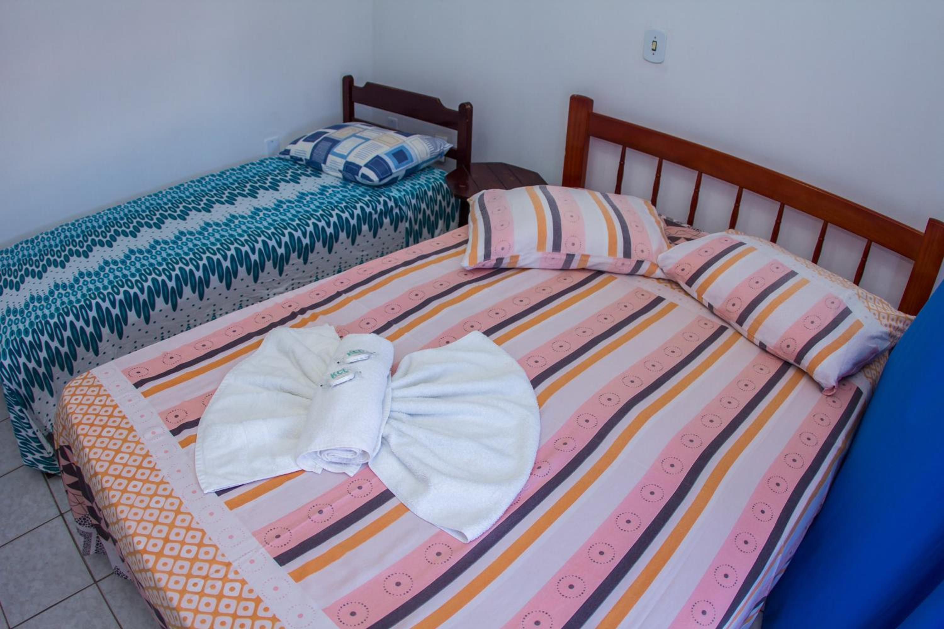 Budget Double Room - Photo 9