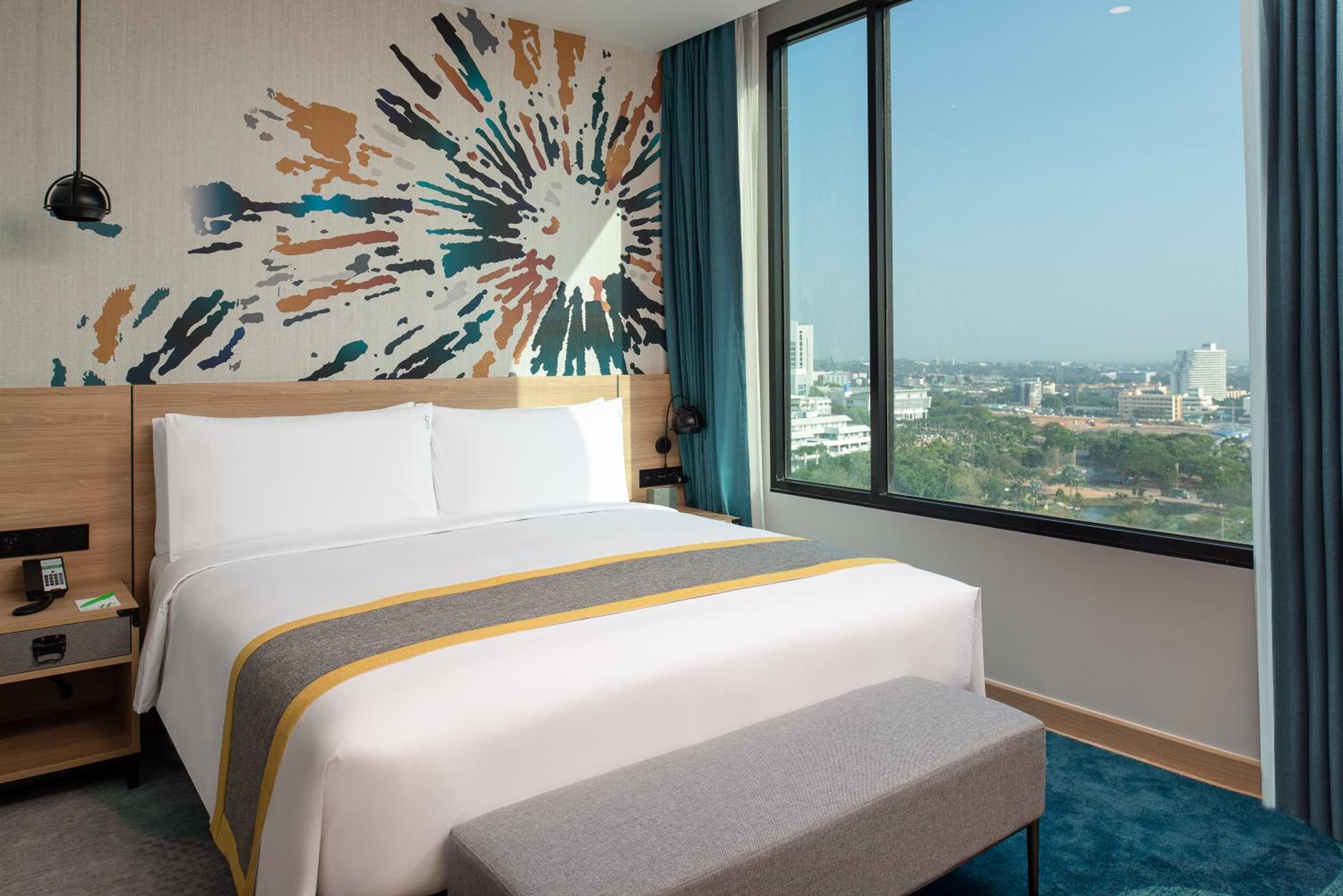 Two-Bedroom Suite with One King Bed, Two Single Beds and Balcony - Photo 7