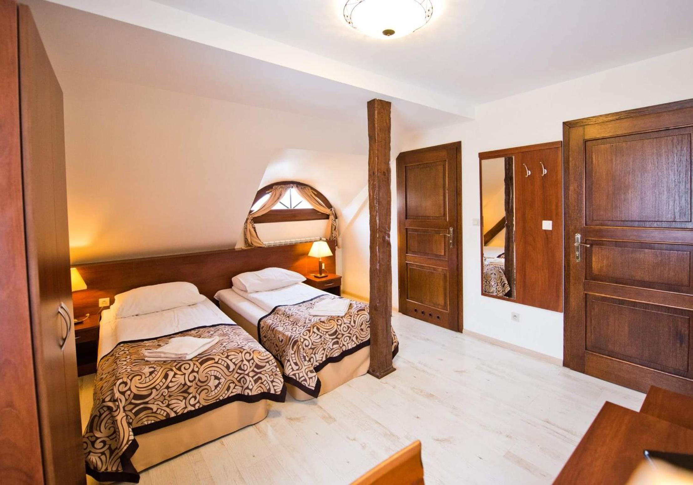 Large Double Room photo 1