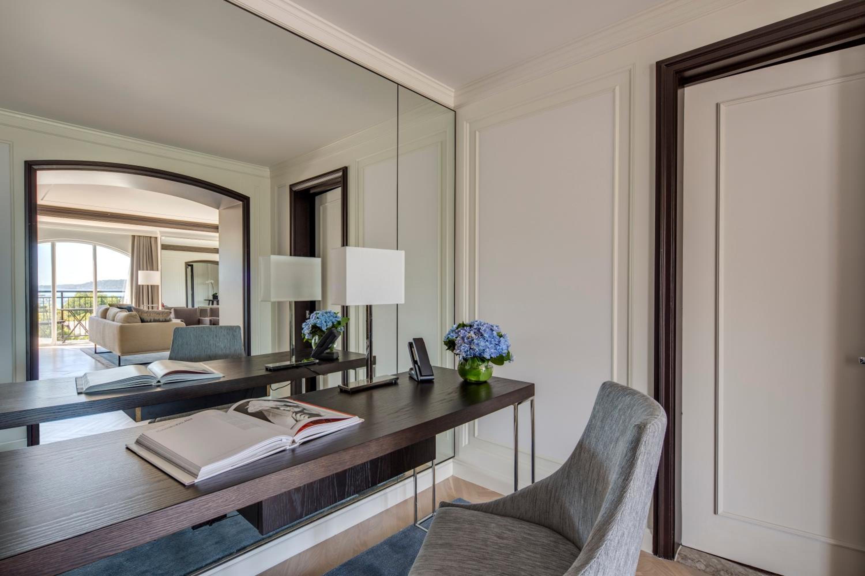 Royal Suite