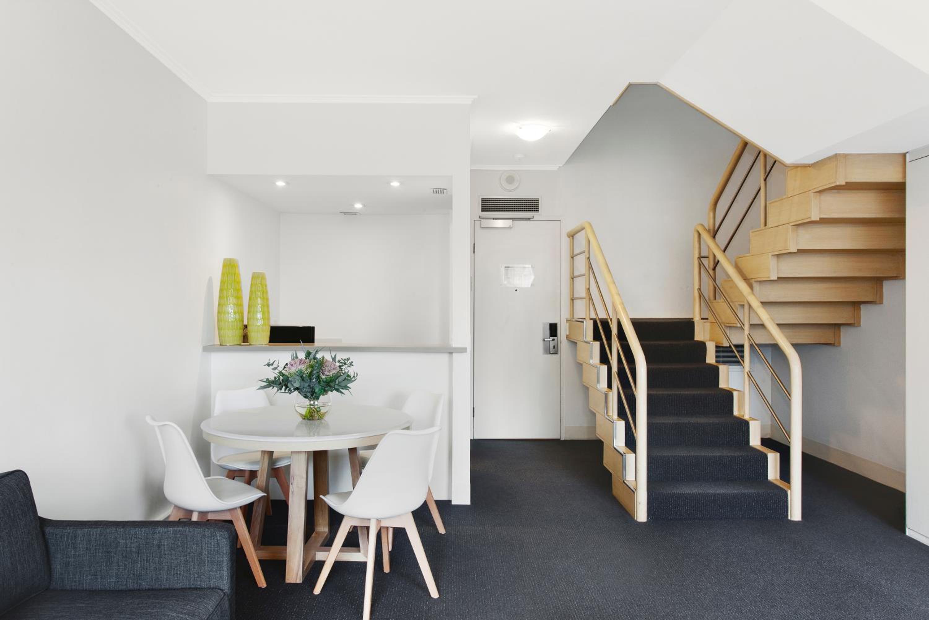 King Loft Suite - Photo 3