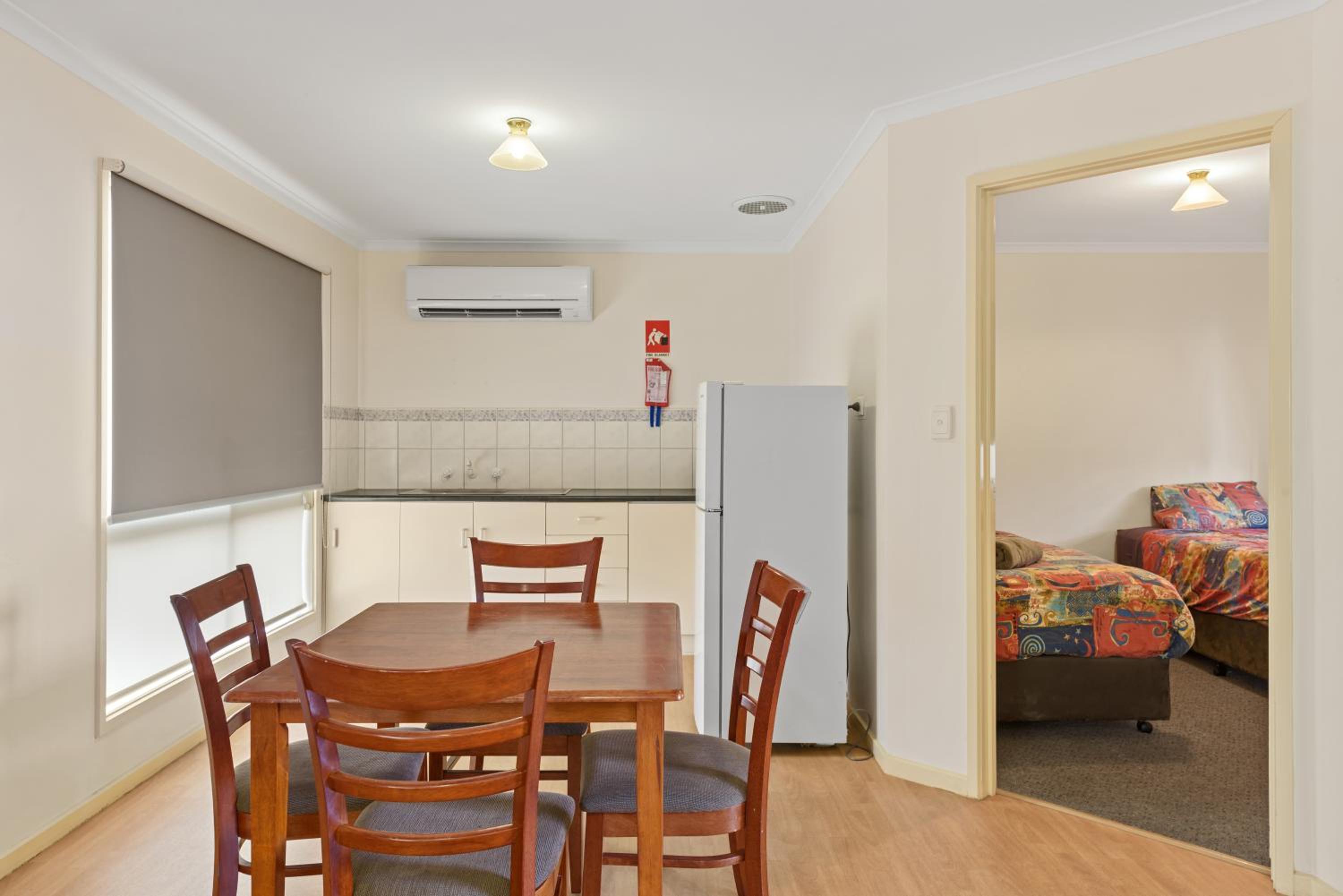 Standard 2 Bedroom Cabin - Sleep 4 - Photo 7