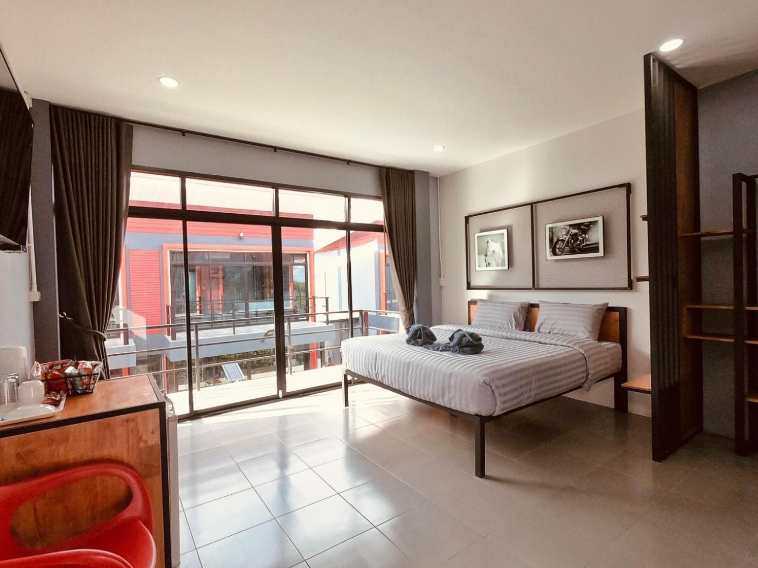King Room With Pool View photo 3