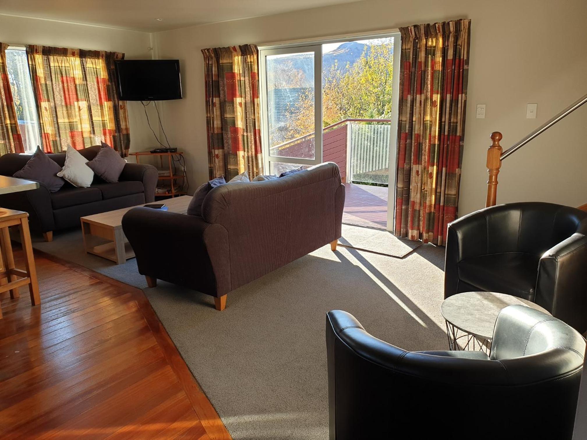 Three-Bedroom House photo 1