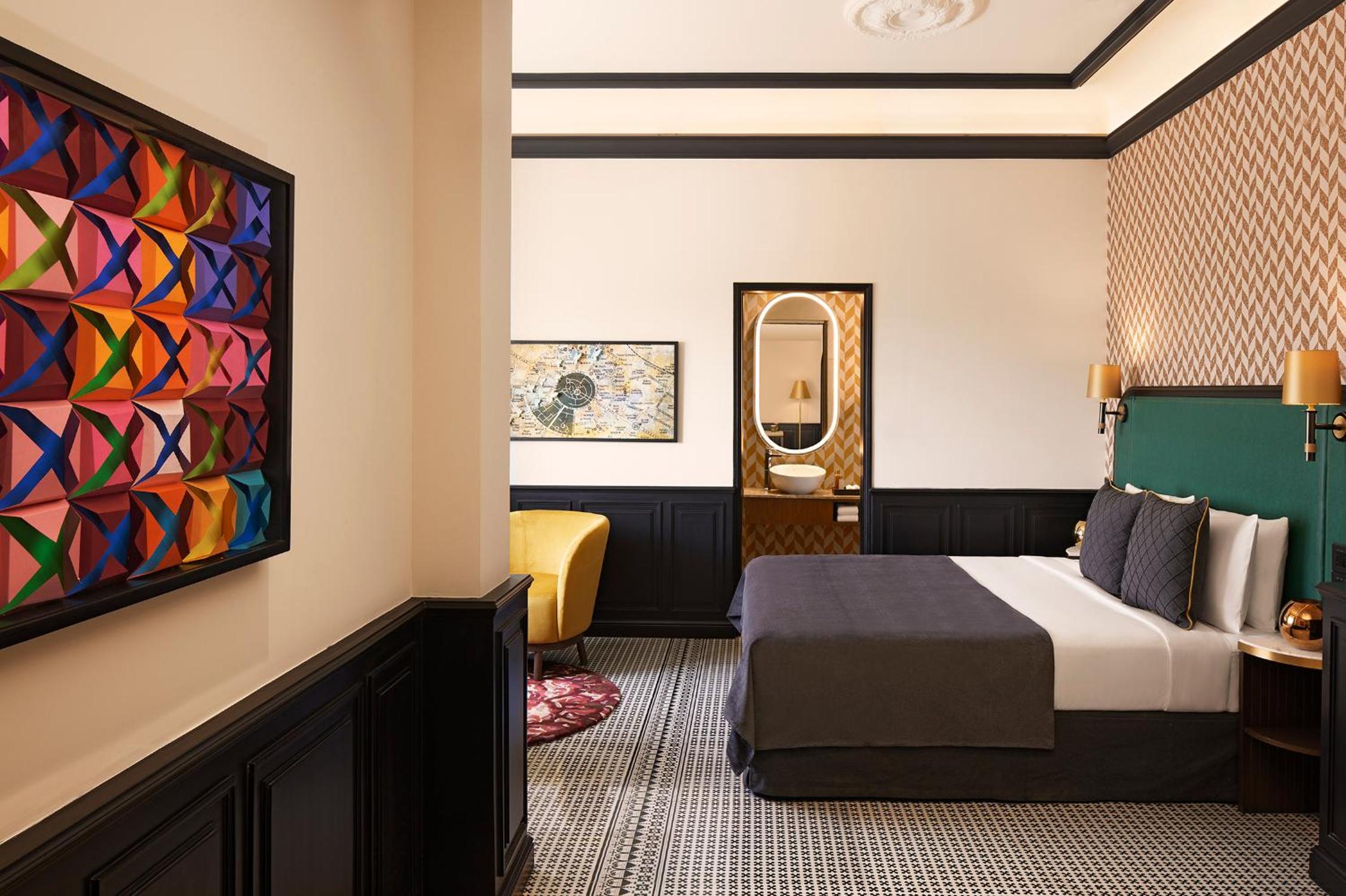 Premium Room, King Bed, 15% disc on food and soft beverage Happy hours (one plus one) from 17:30hrs to 19:30hrs (except on 14th February), 15% discount on Laundry