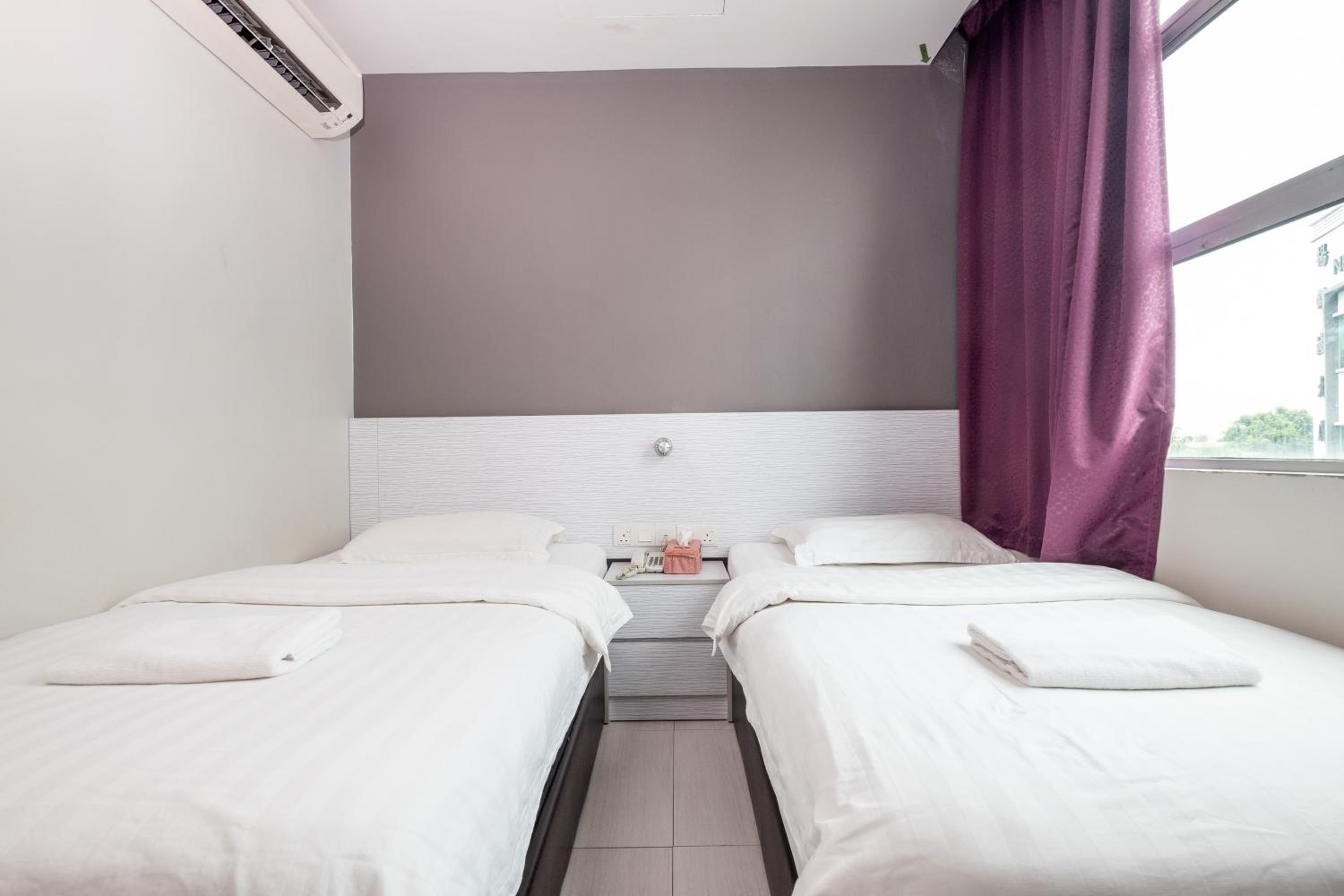 Standard Twin Room photo 3