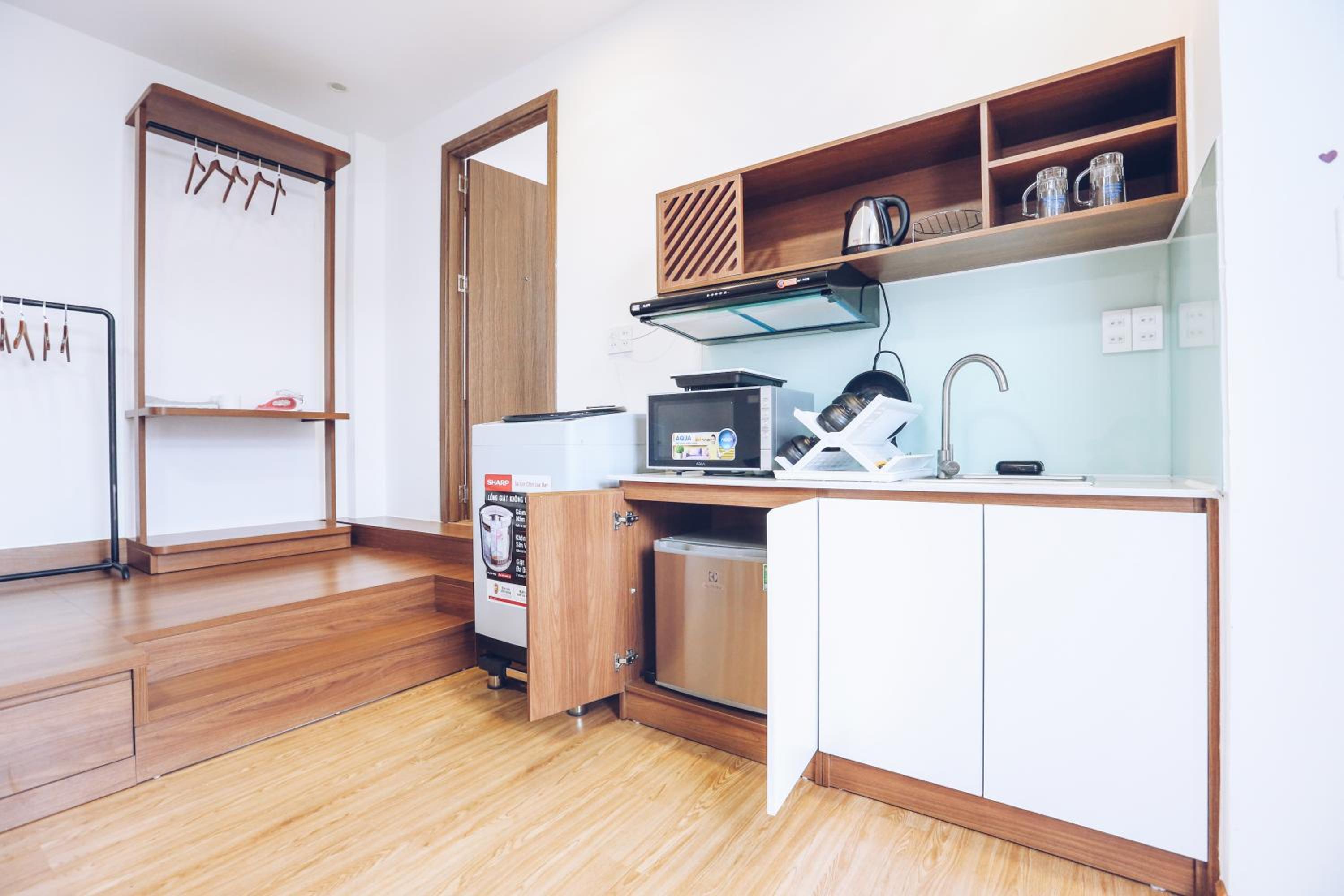 Apartment with Garden View - Photo 17