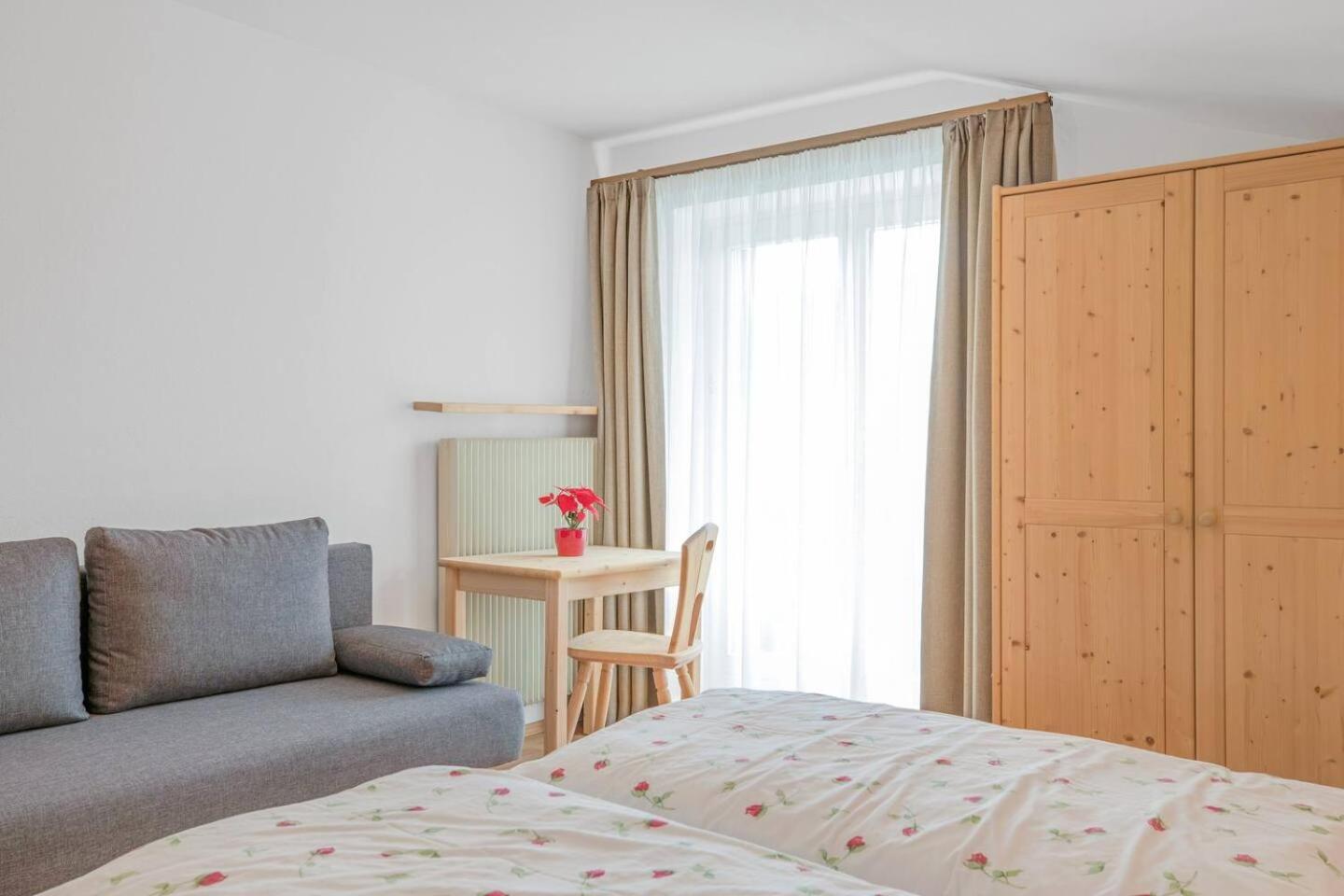 Apartment with Balcony 12