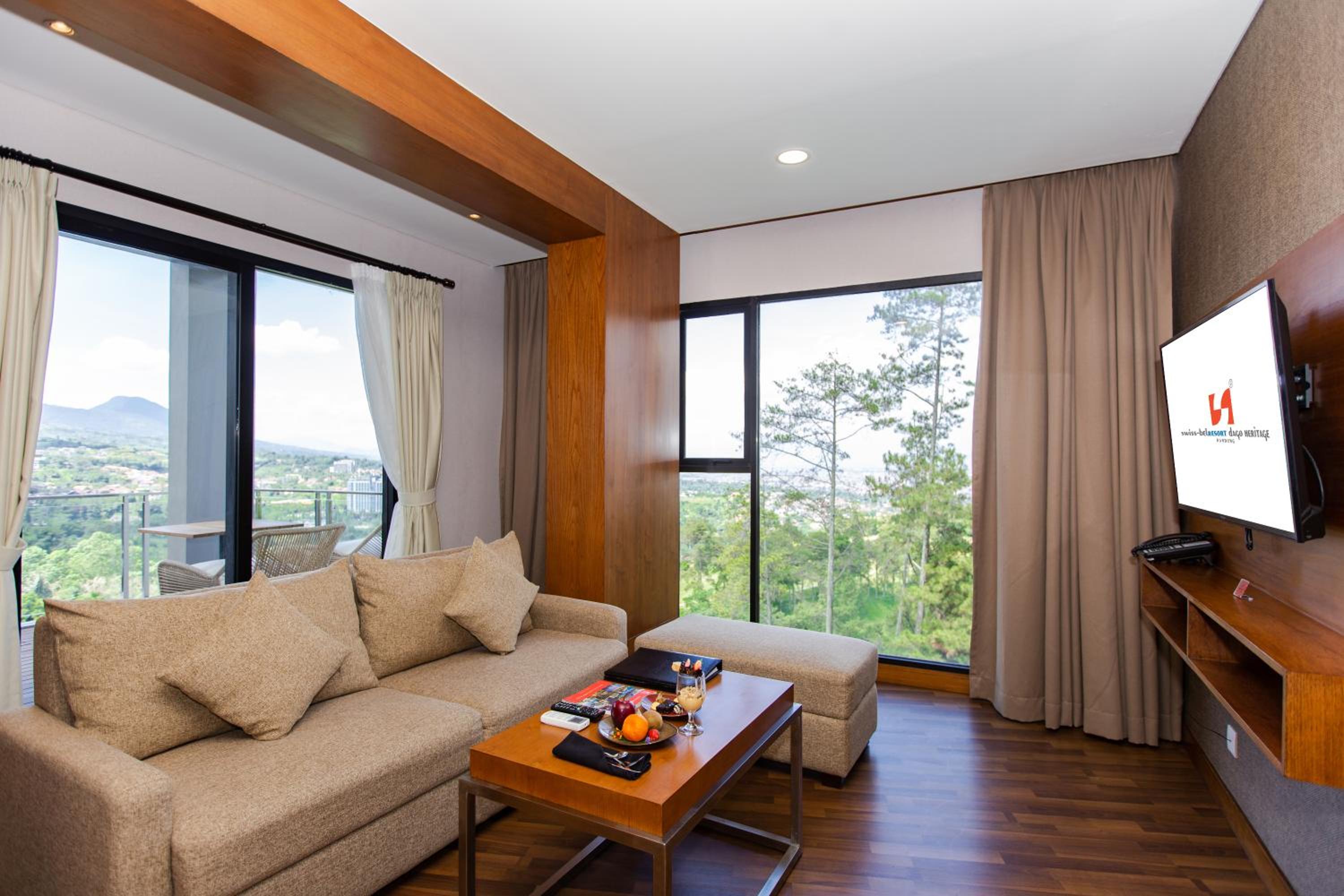 Dago Family Suite with Balcony - Photo 11