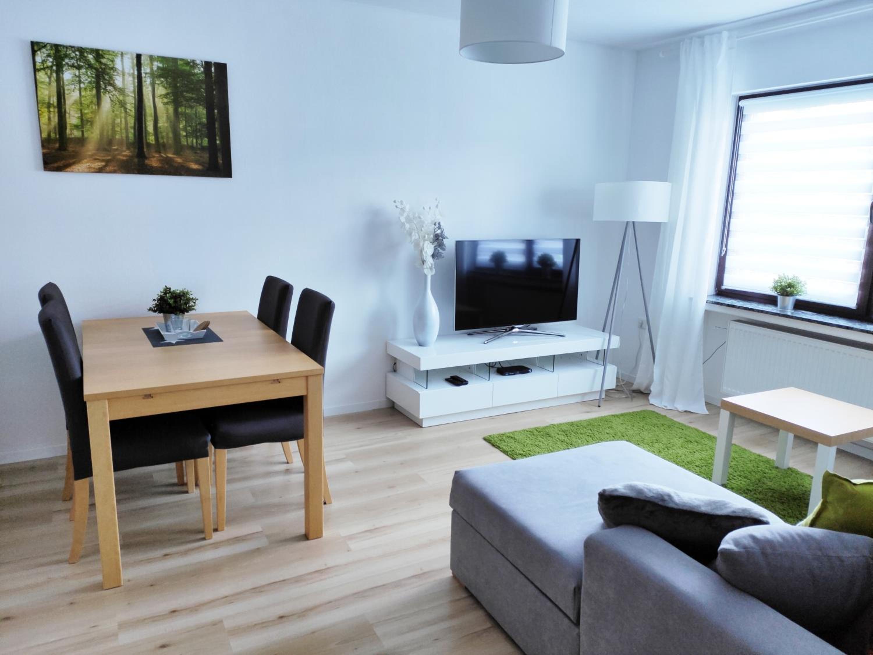 One-Bedroom Apartment photo 1