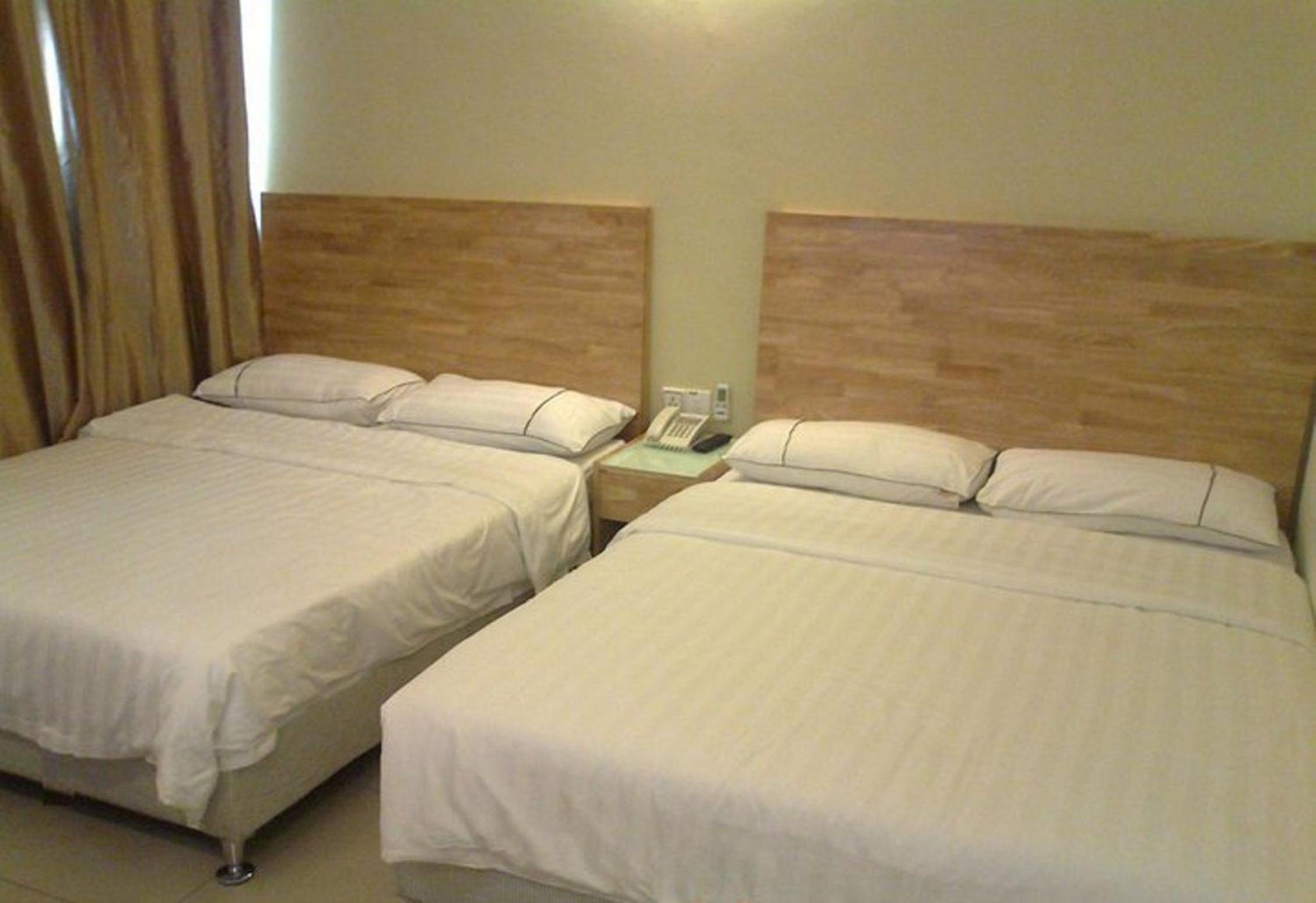 Quadruple Room with Bathroom photo 1