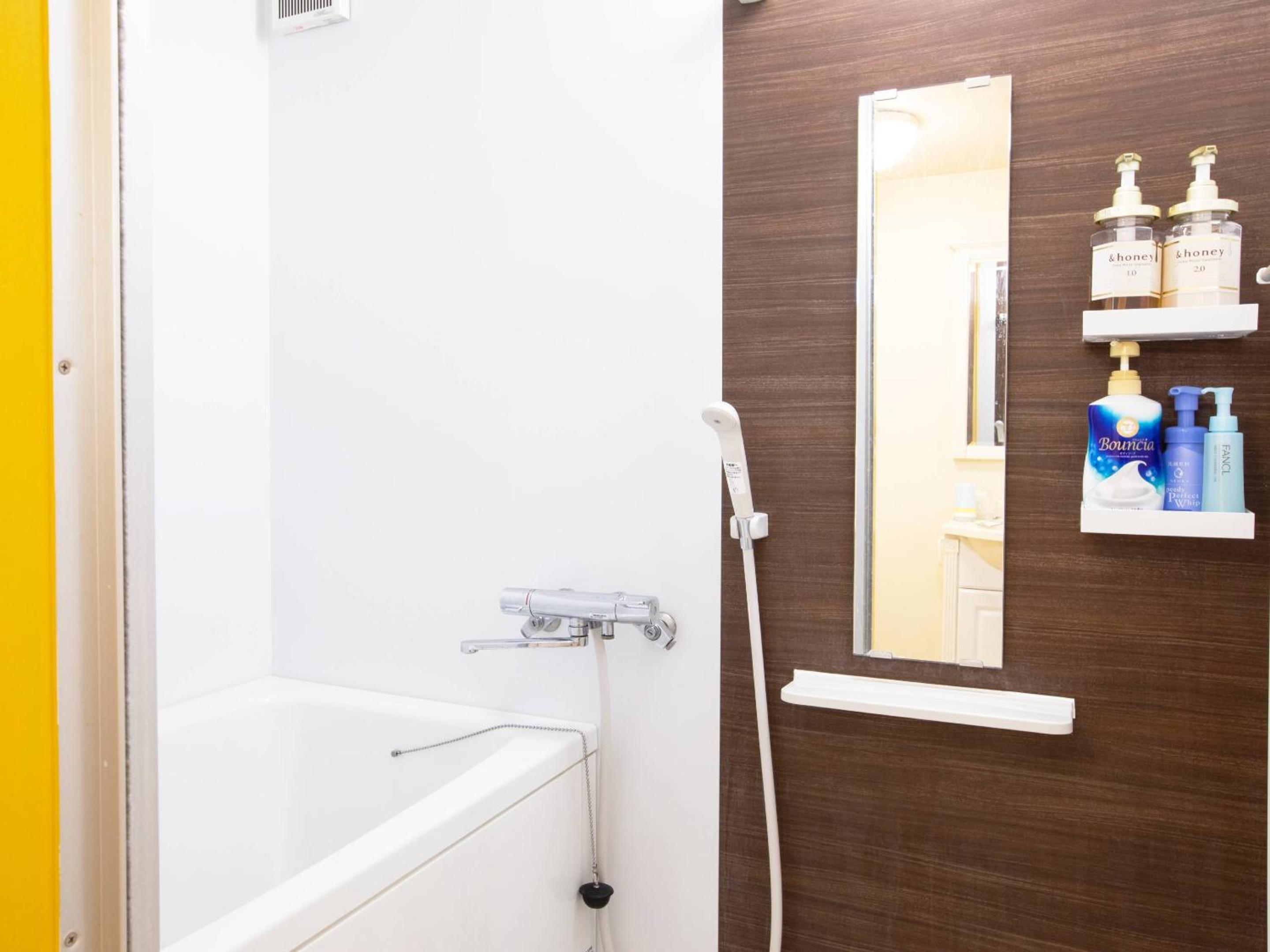 Standard Twin Room - Photo 5
