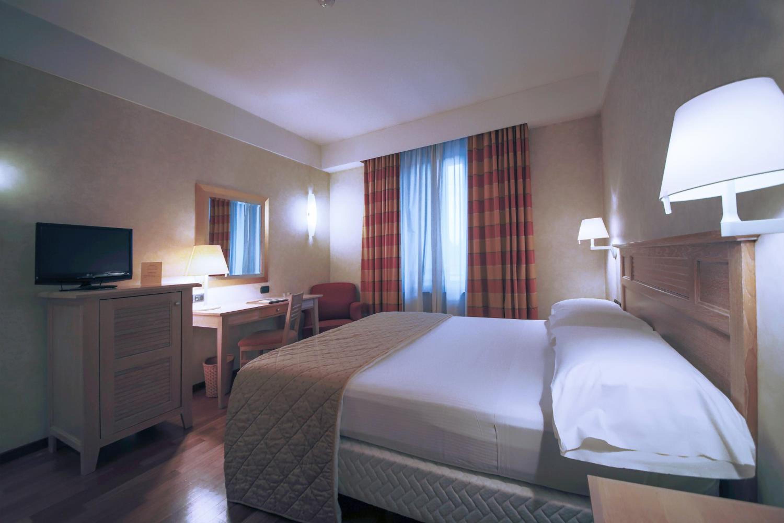 Prestige Double Room - Photo 5