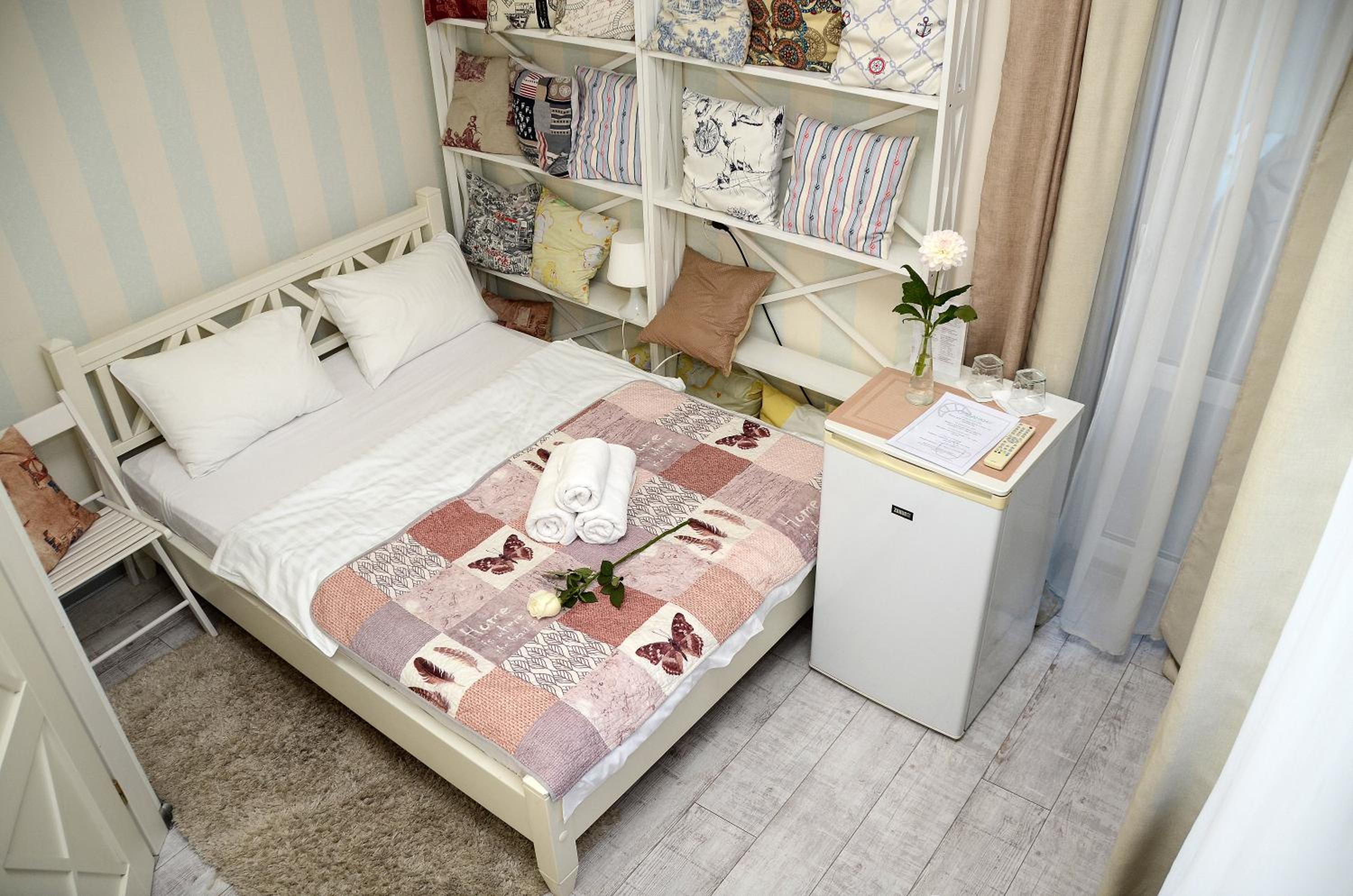 Queen Room with Balcony photo 2