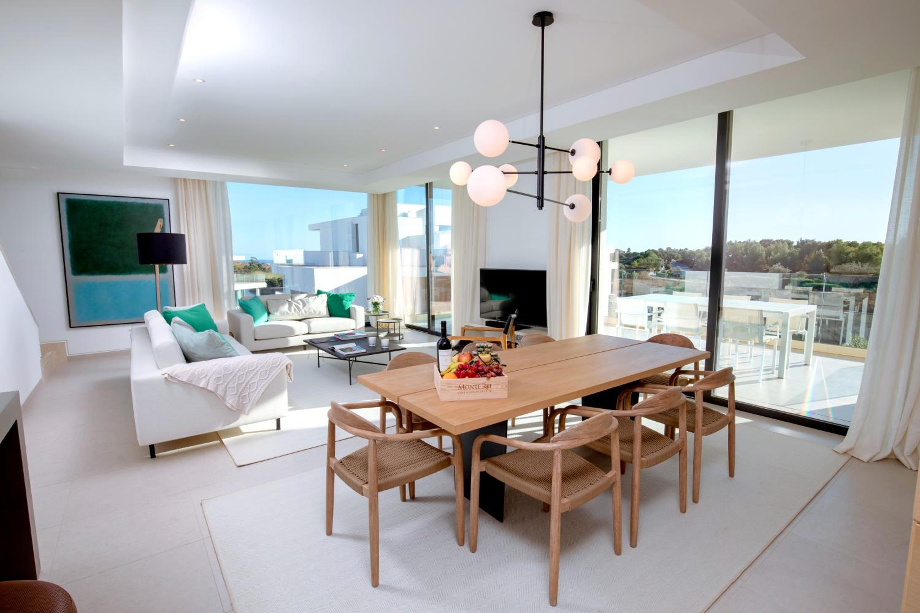 One-Bedroom Apartment - Photo 6