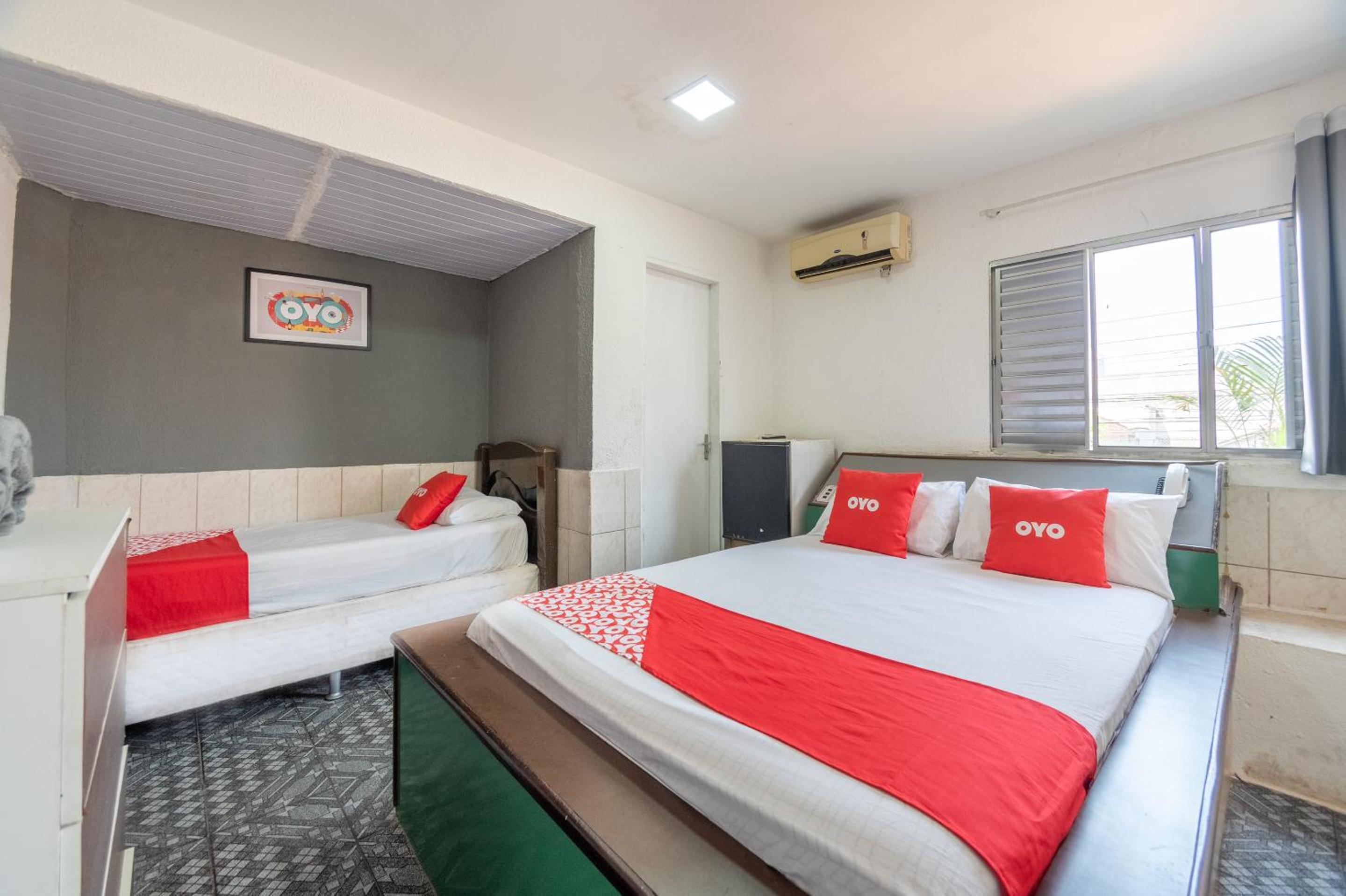 Triple Room (1 Double bed + 1 Single bed)