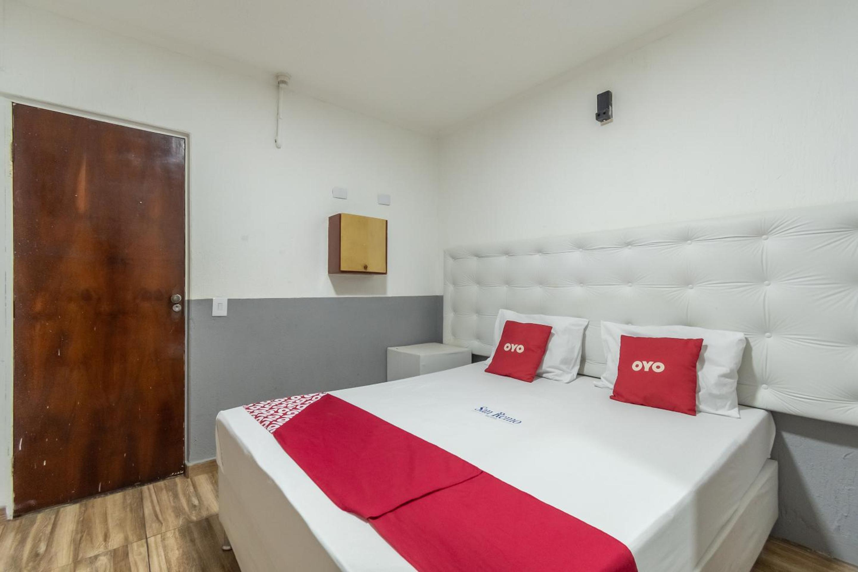 Double Room - Photo 8