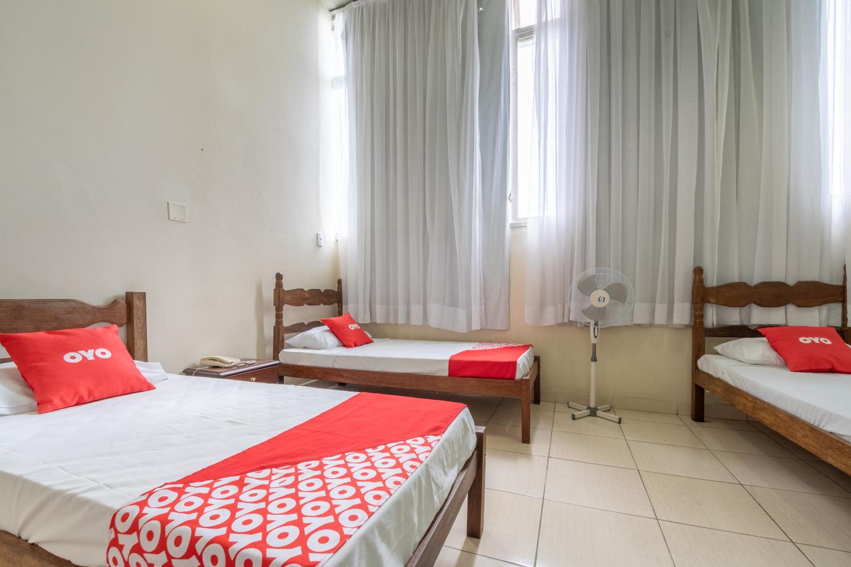 Triple Room (3 Single beds) photo 3