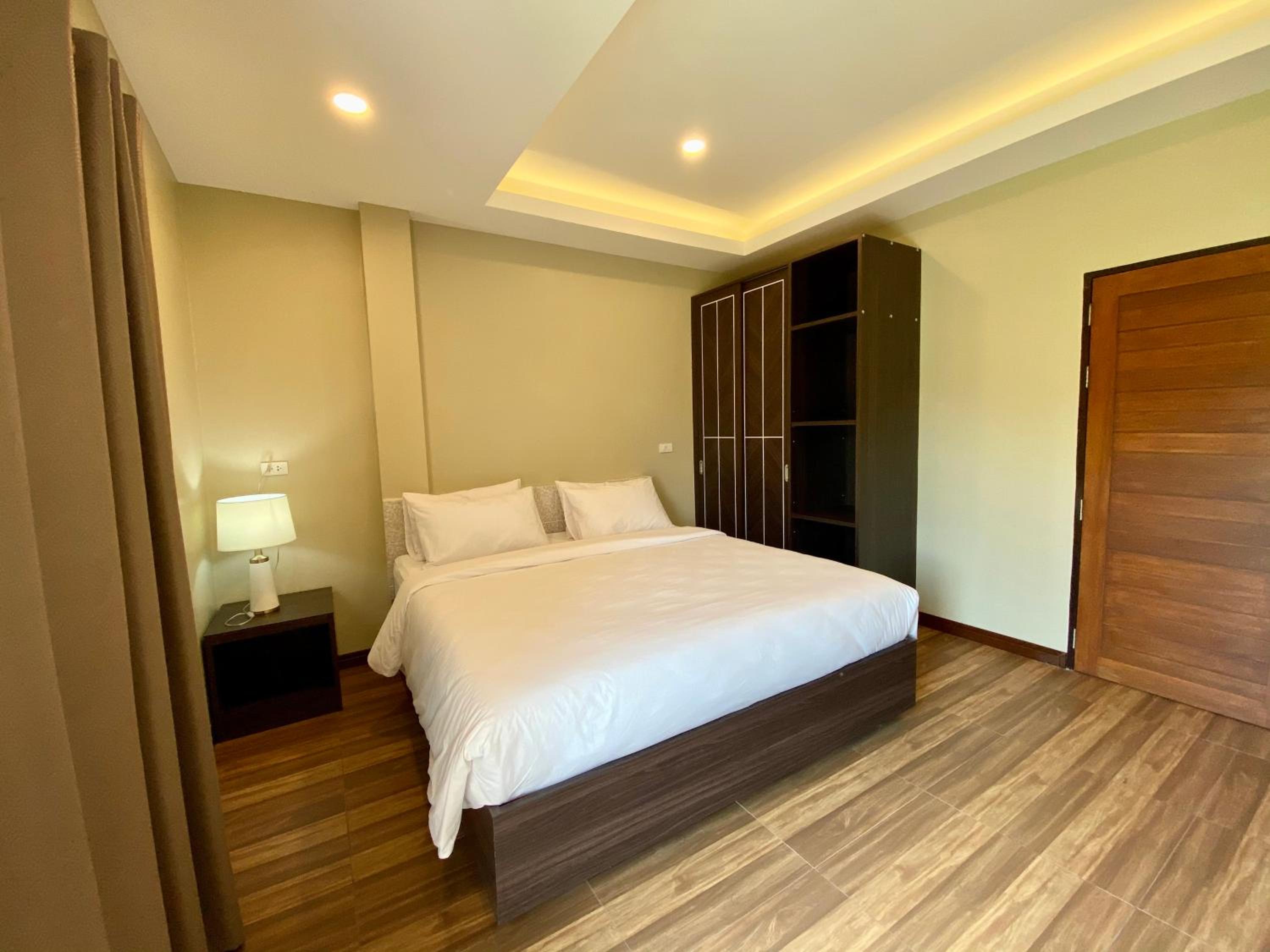 Two-Bedroom Villa with Private Pool - Photo 32