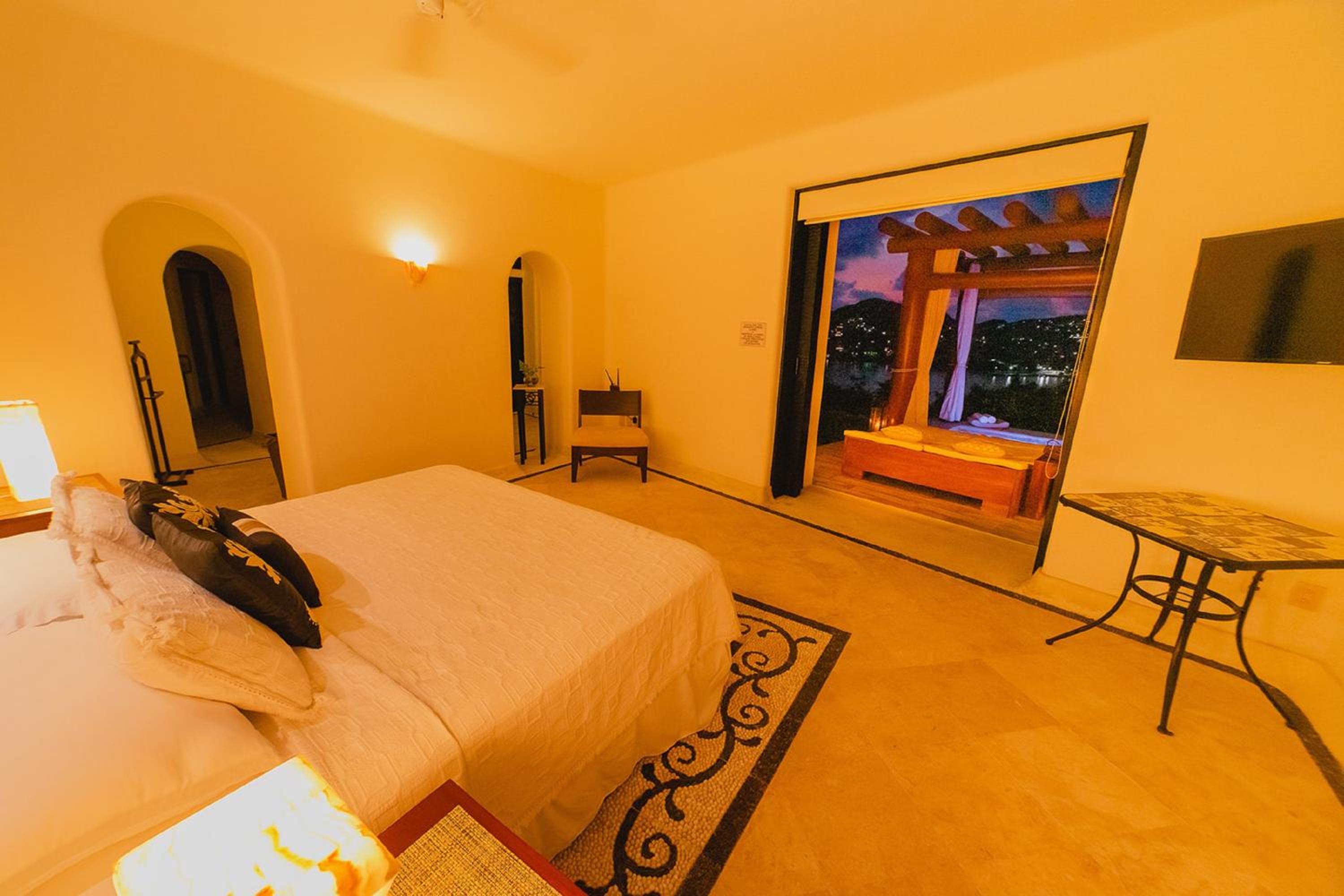 Junior Suite with Private Pool