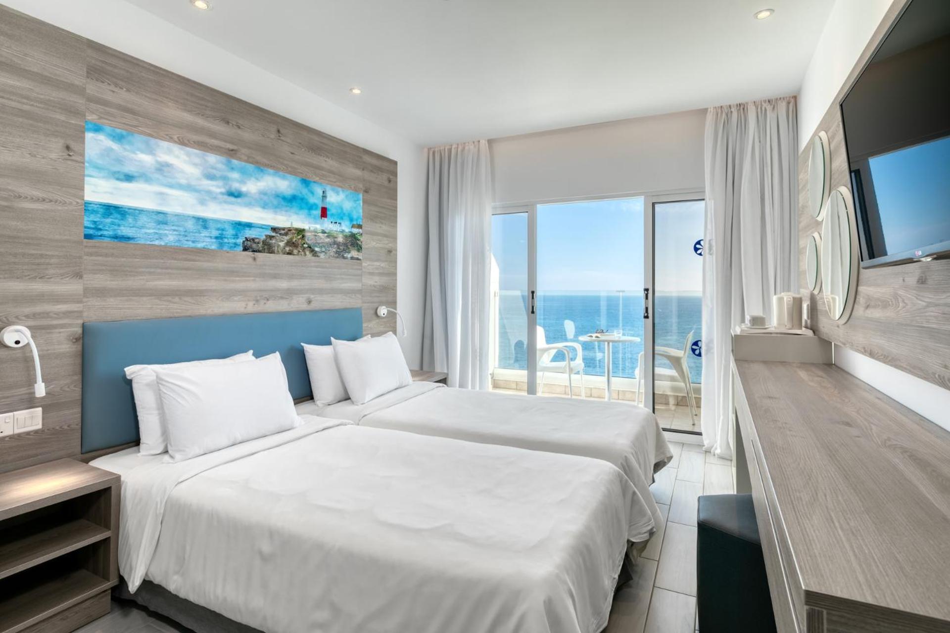 Twin / Double Room Sea View - Photo 1