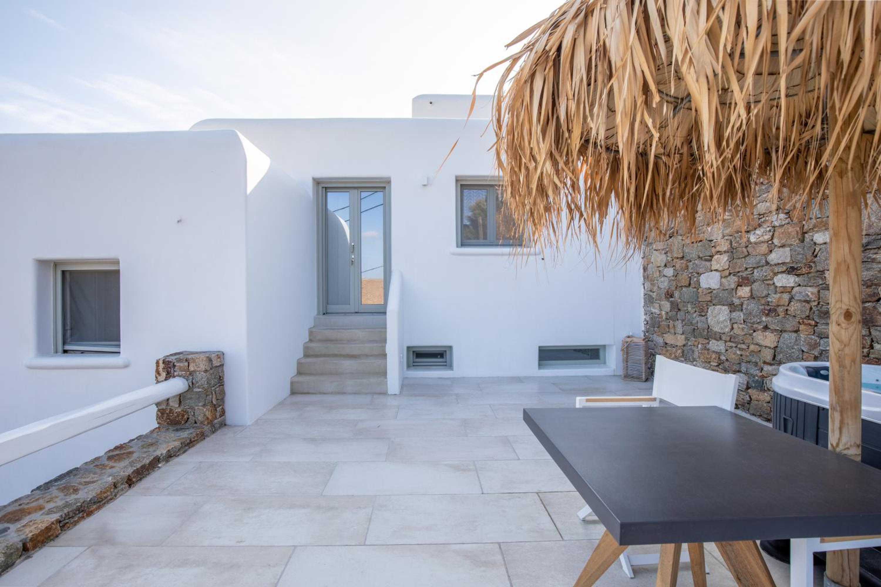 Double Room with Outdoor Hot Tub - Photo 9