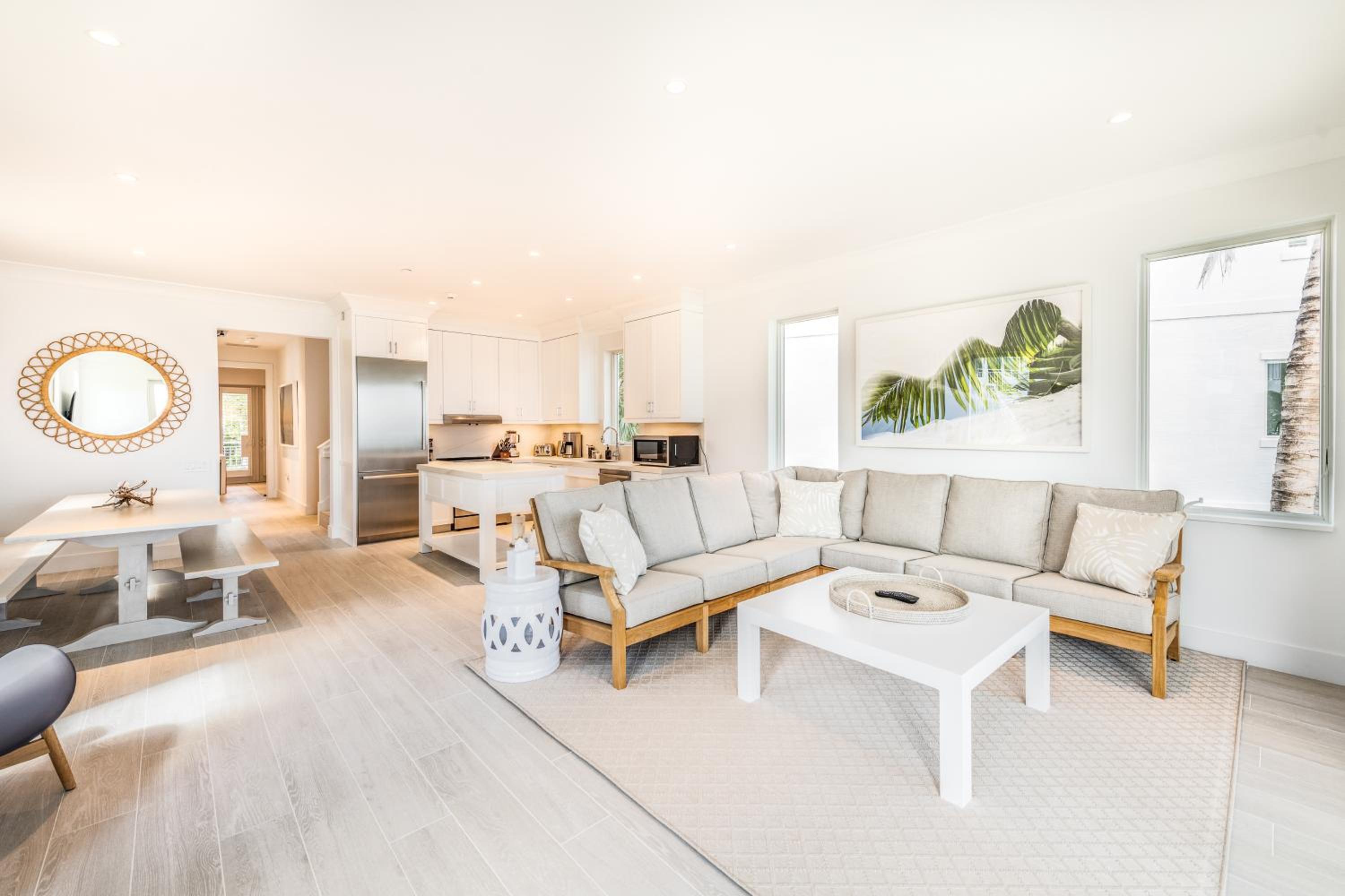 Four-Bedroom Waterfront Villa - Accessible