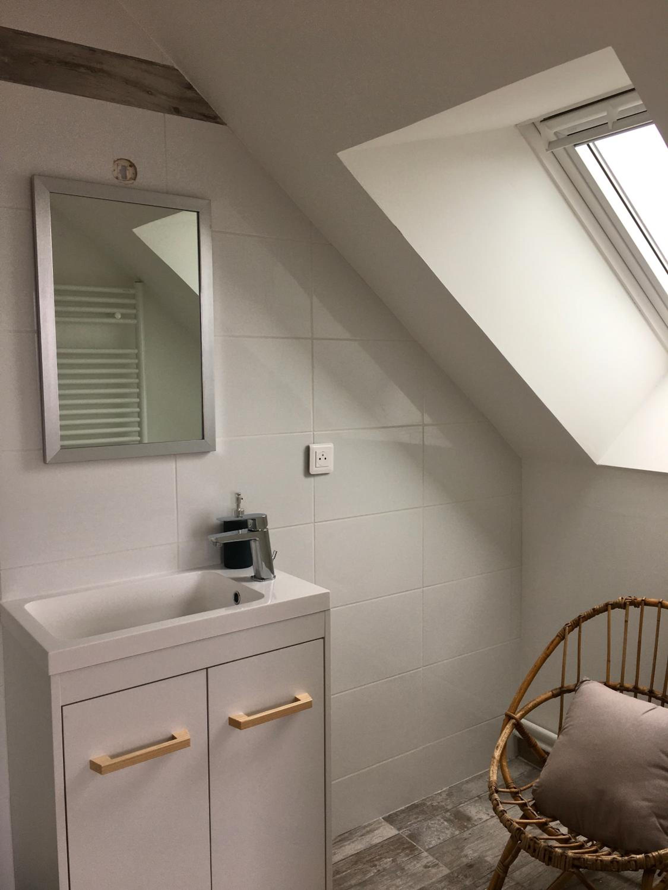 Double or Twin Room with Partial Sea View