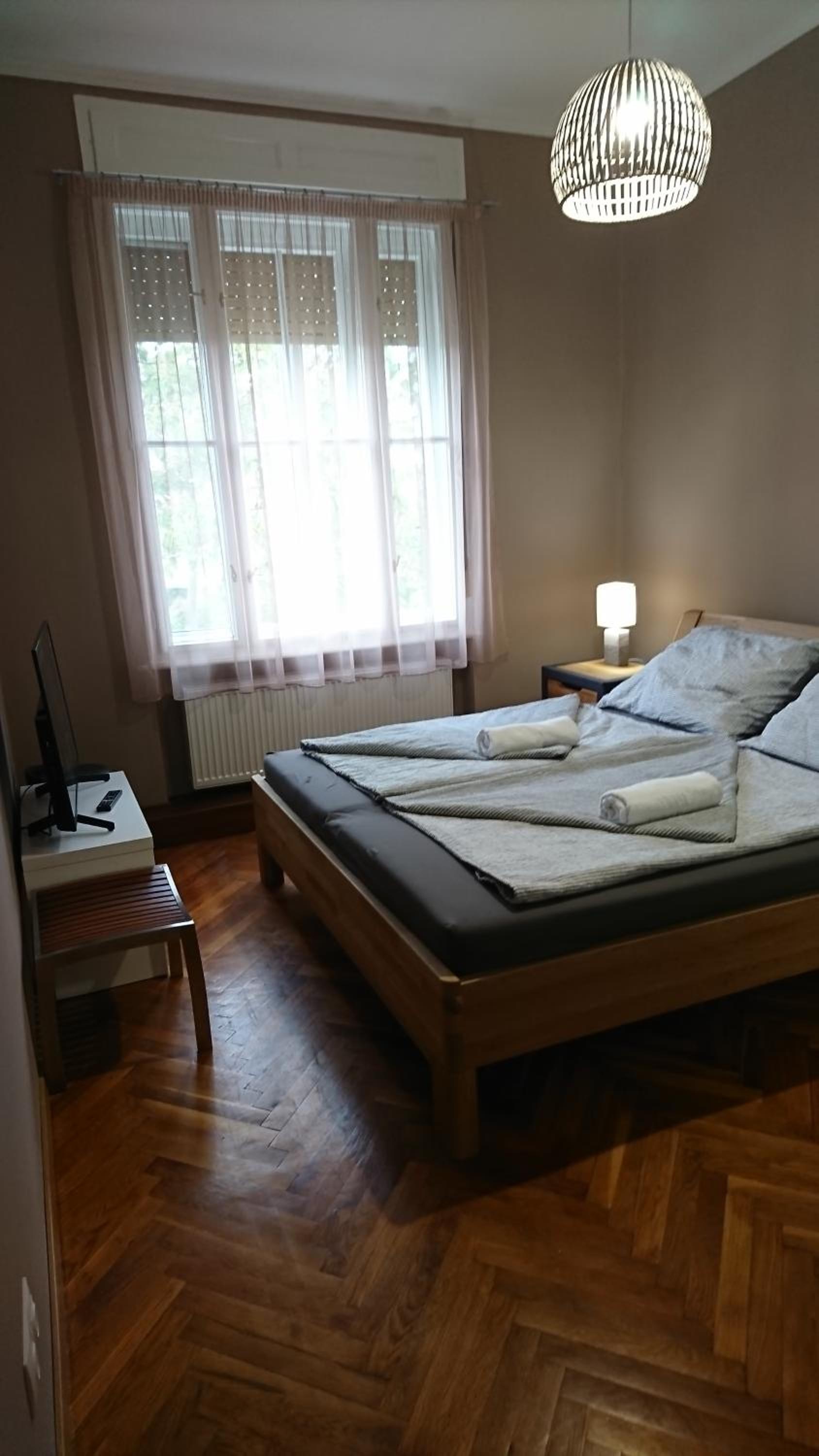 Double Room - Photo 1