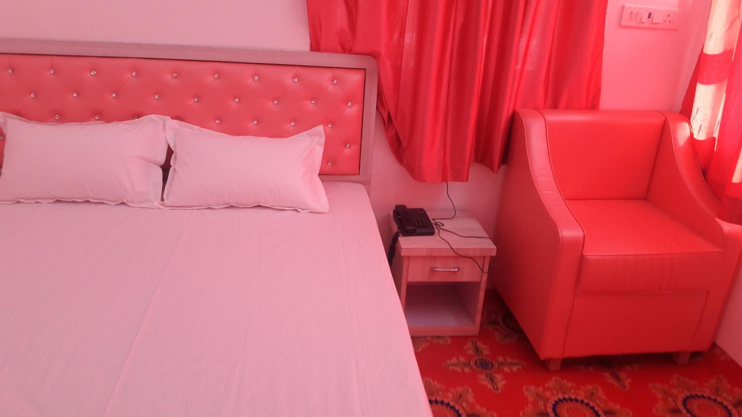 Deluxe Twin Room photo 1