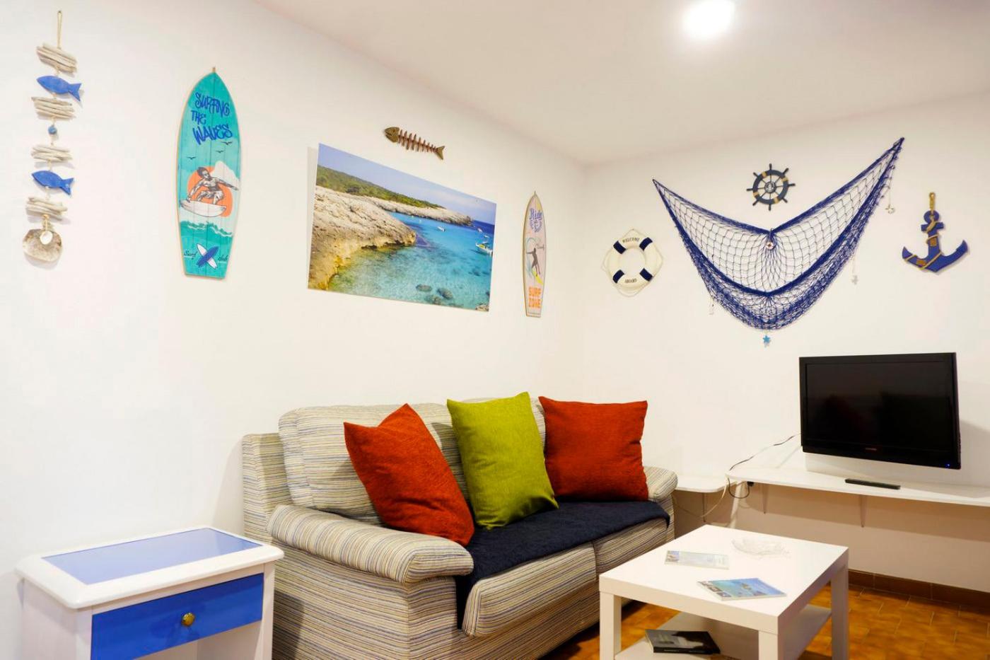 Apartment with Terrace - Photo 24