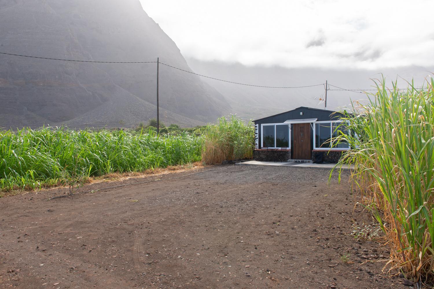 One-Bedroom House photo 2