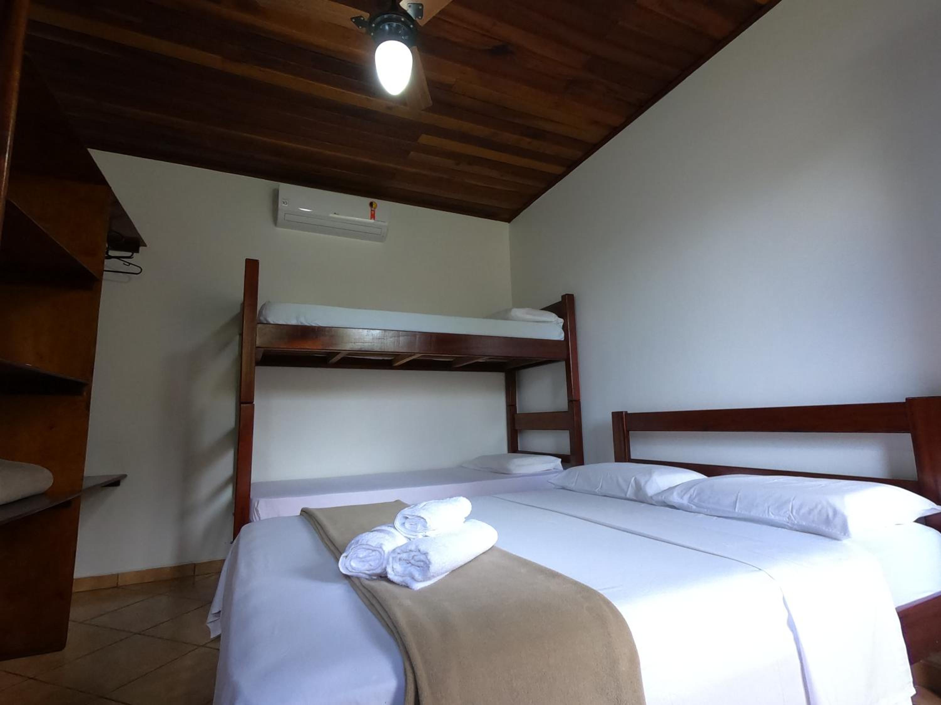 Standard Triple Room - Photo 10