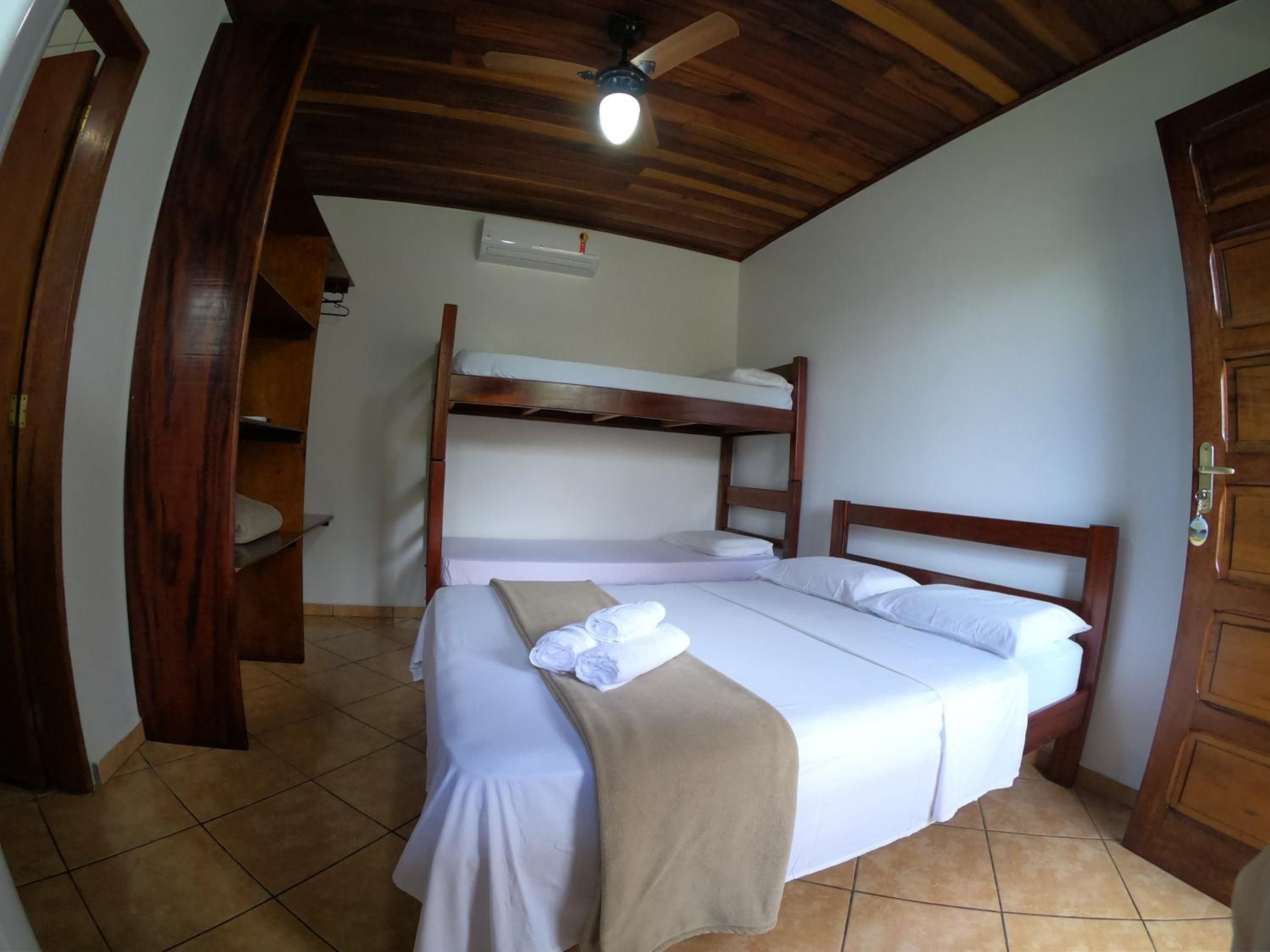 Standard Triple Room - Photo 1