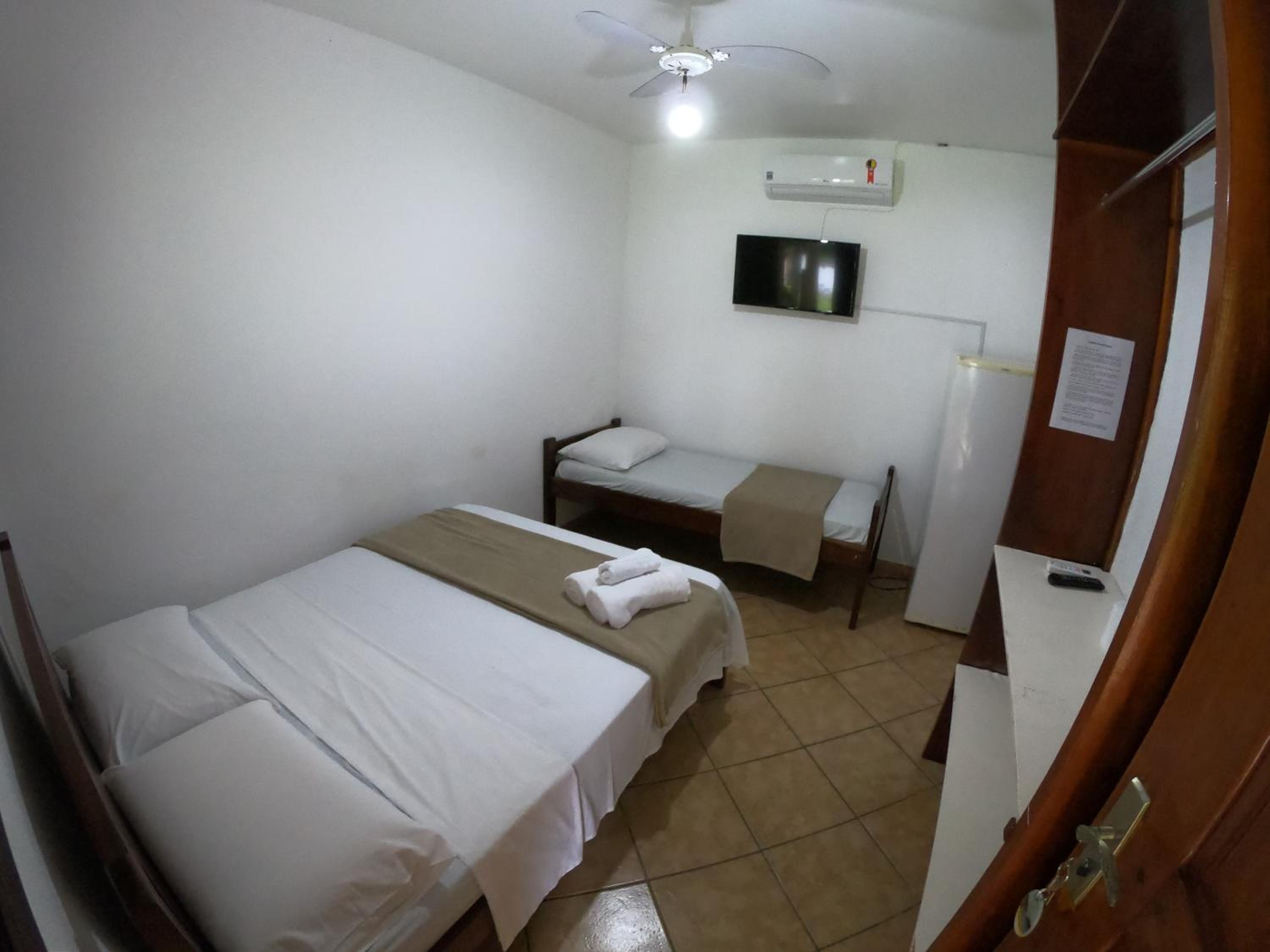 Standard Triple Room - Photo 16