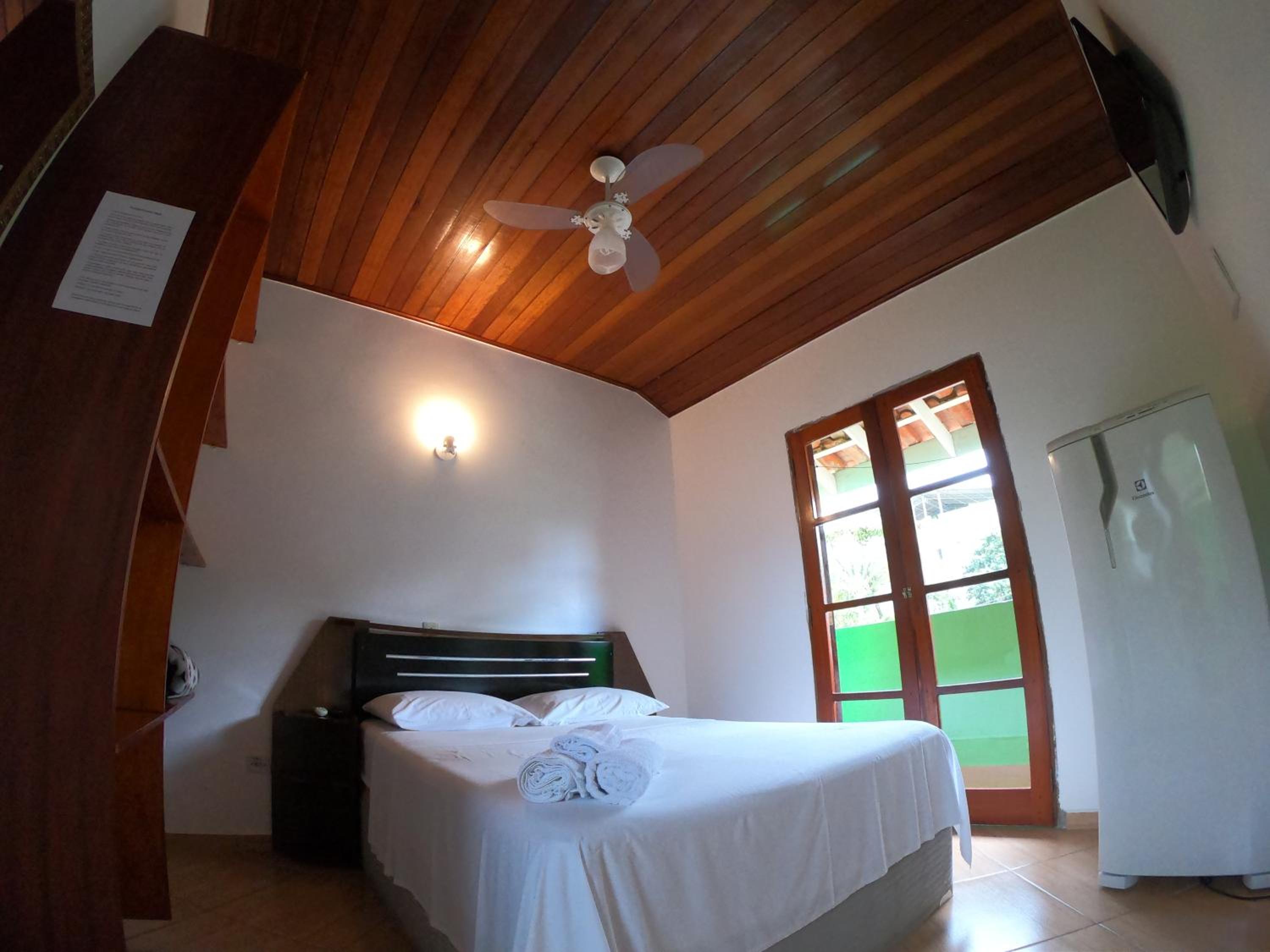 Standard Double Room - Photo 3