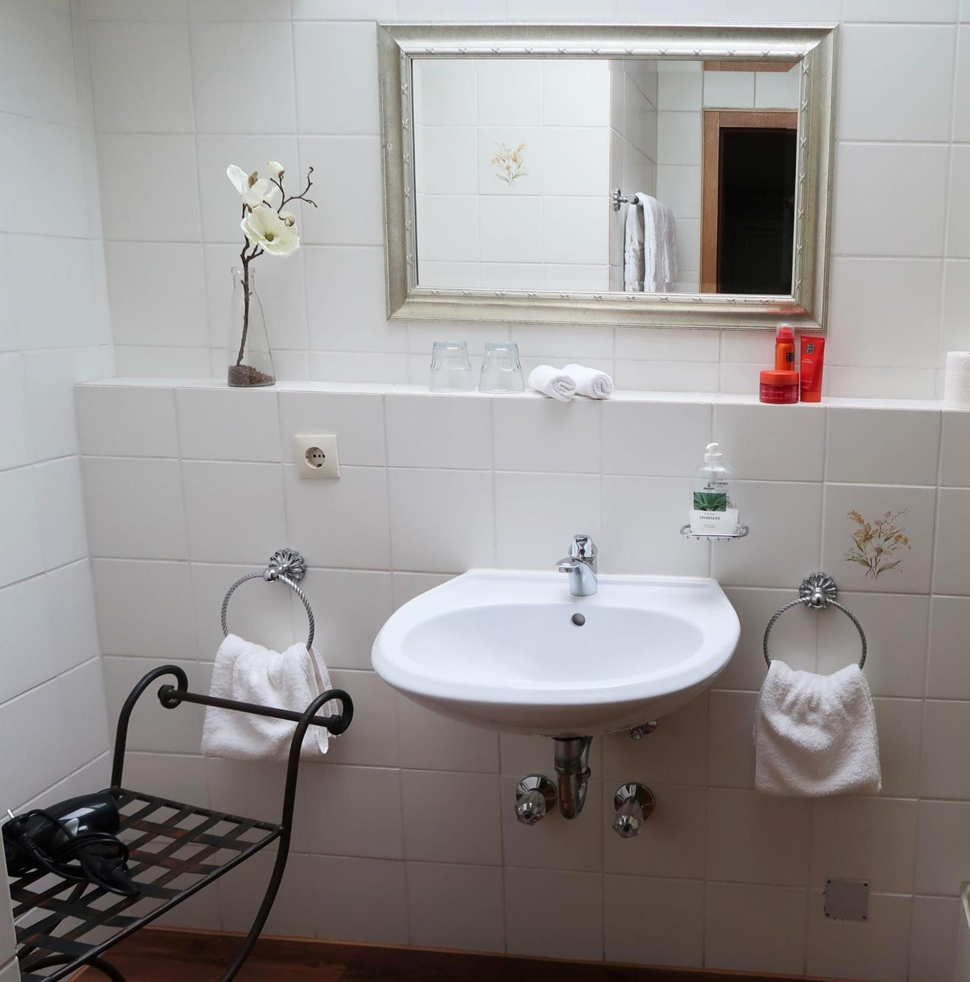 Comfort Double Room with Balcony photo 2