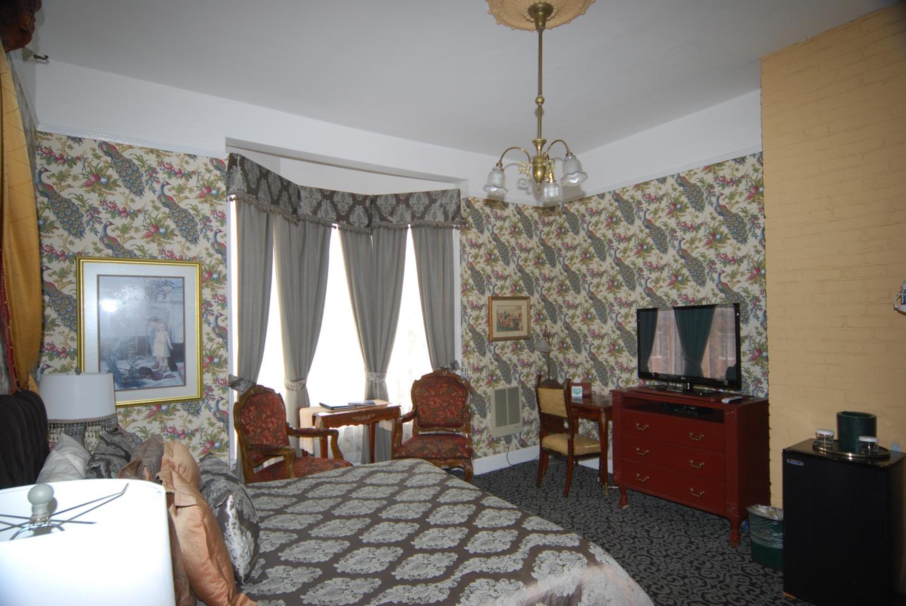 Deluxe King Room - Disability Access