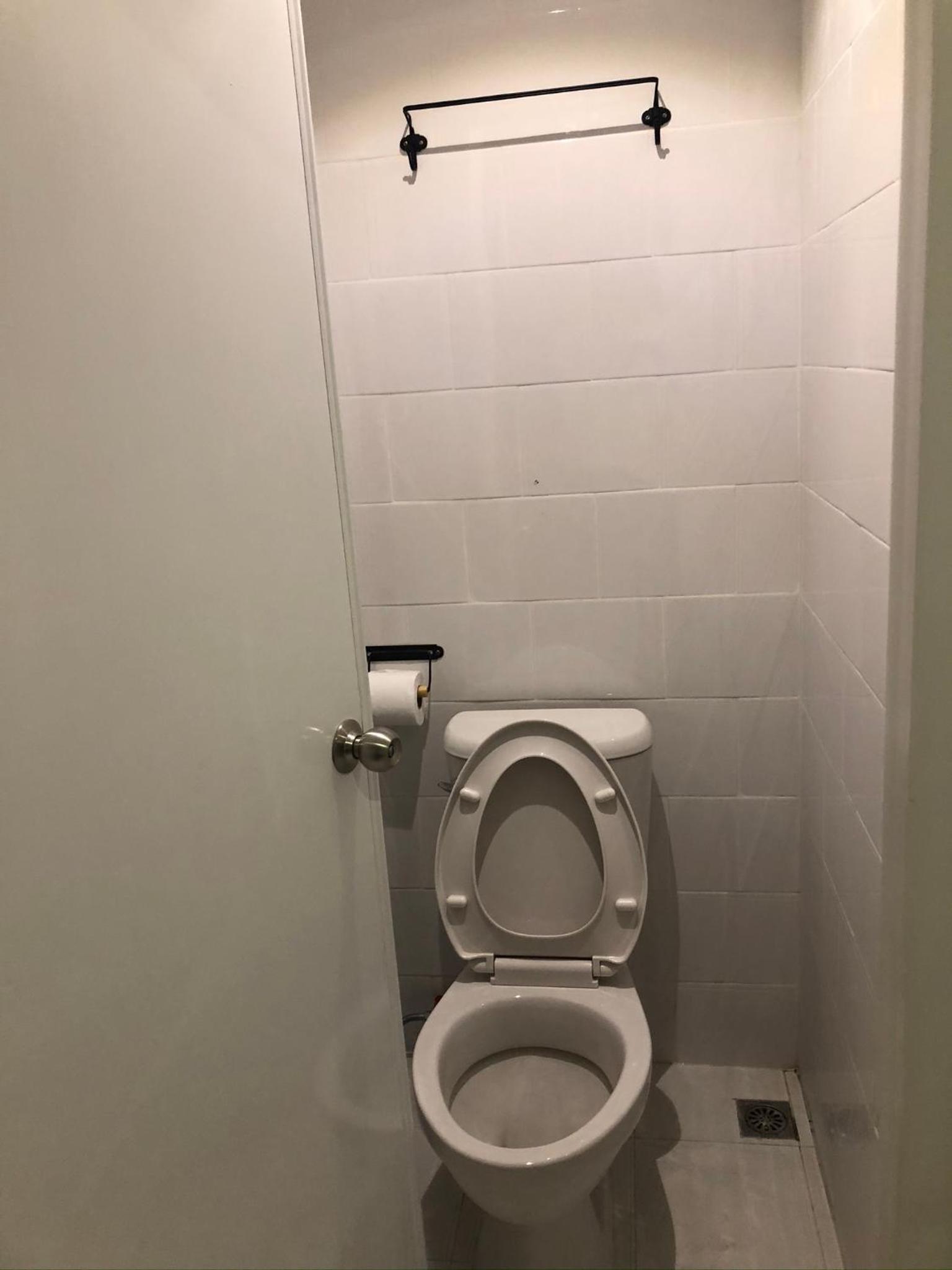 Standard Twin Room with Shared Bathroom photo 3