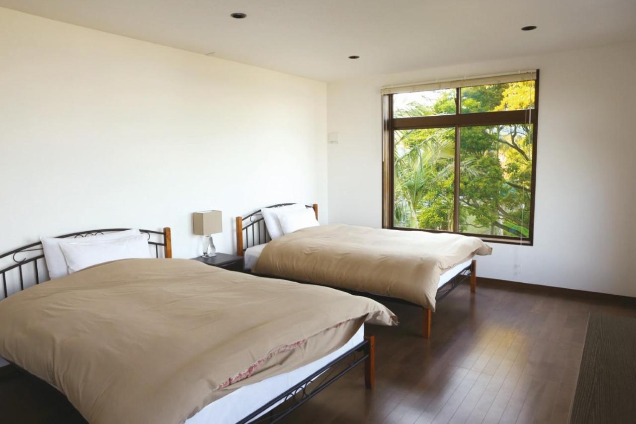 Standard Twin Room - Photo 10