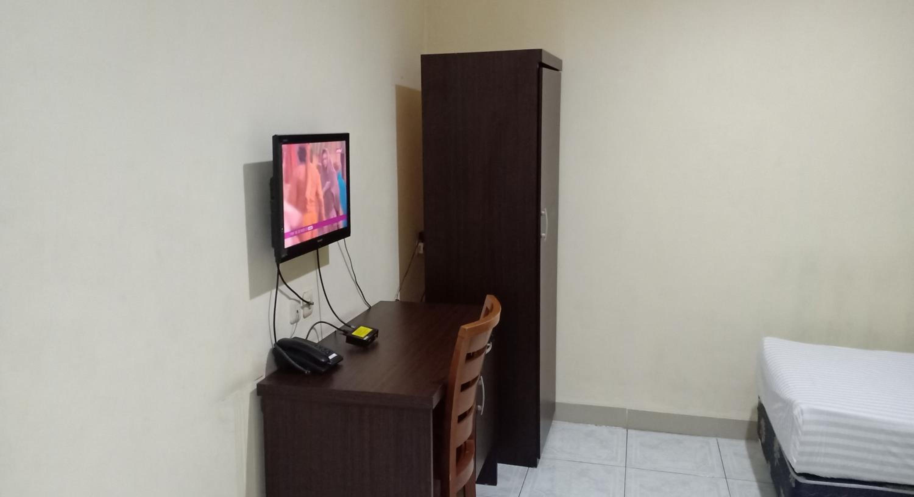 Deluxe Twin Room - Photo 4