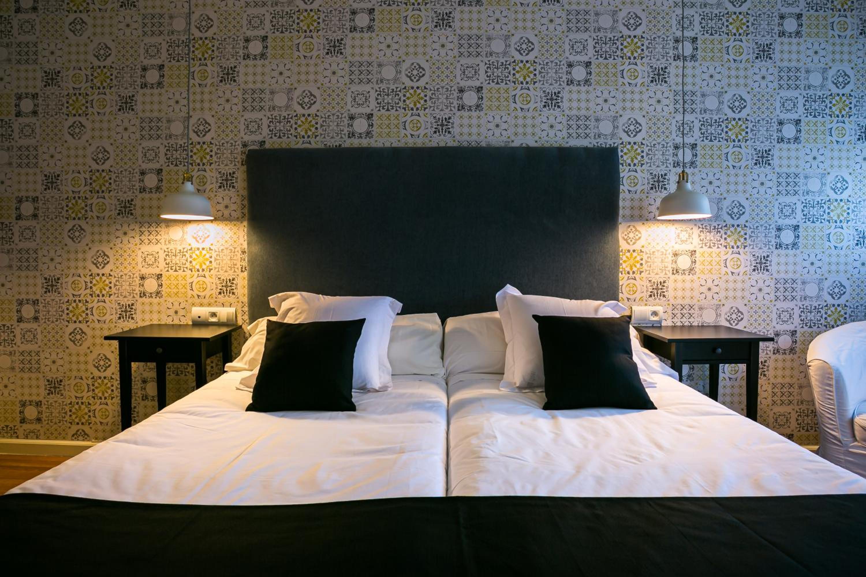 Double or Twin Room with Mountain View photo 3