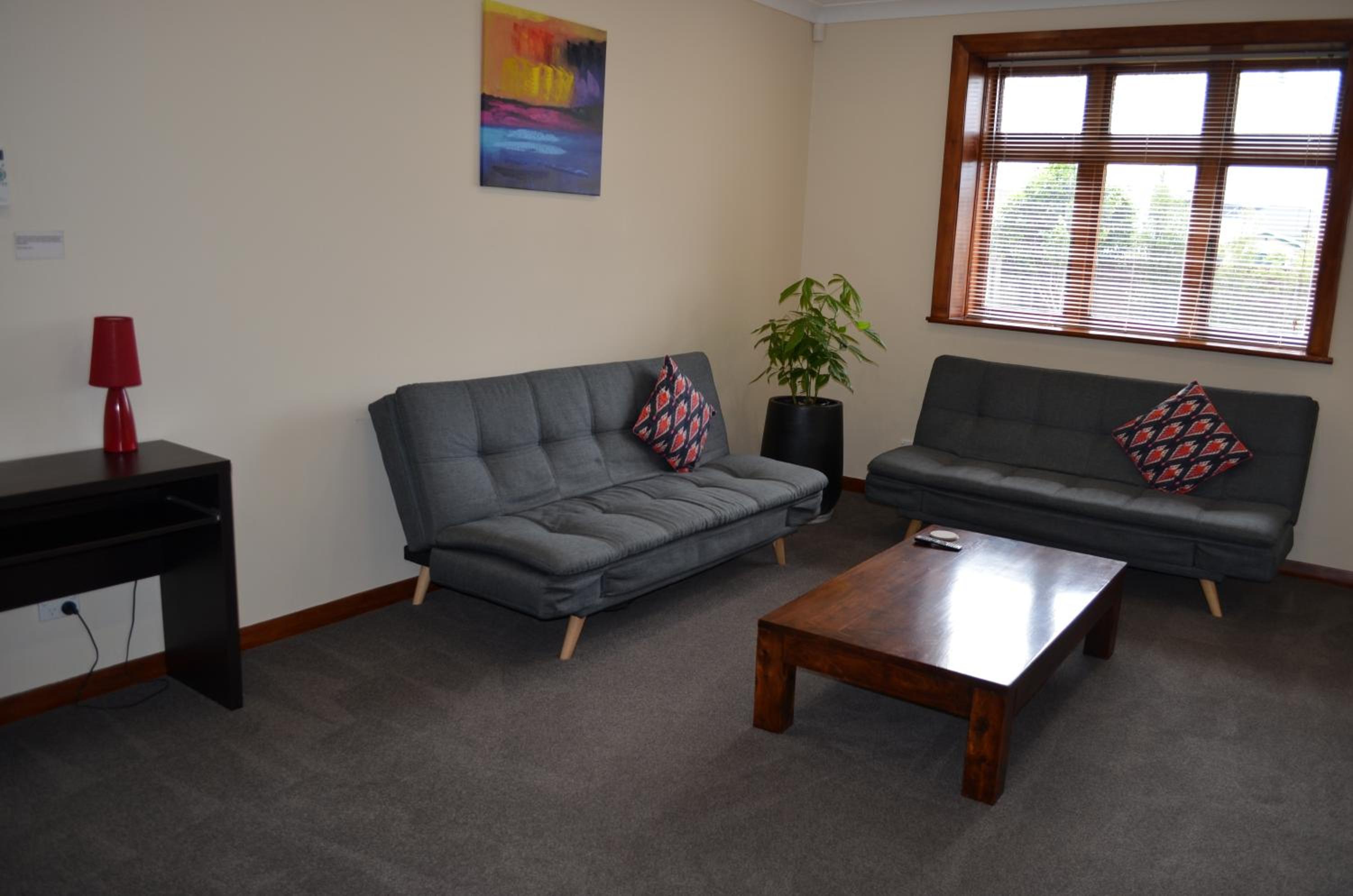 Three-Bedroom Villa photo 1
