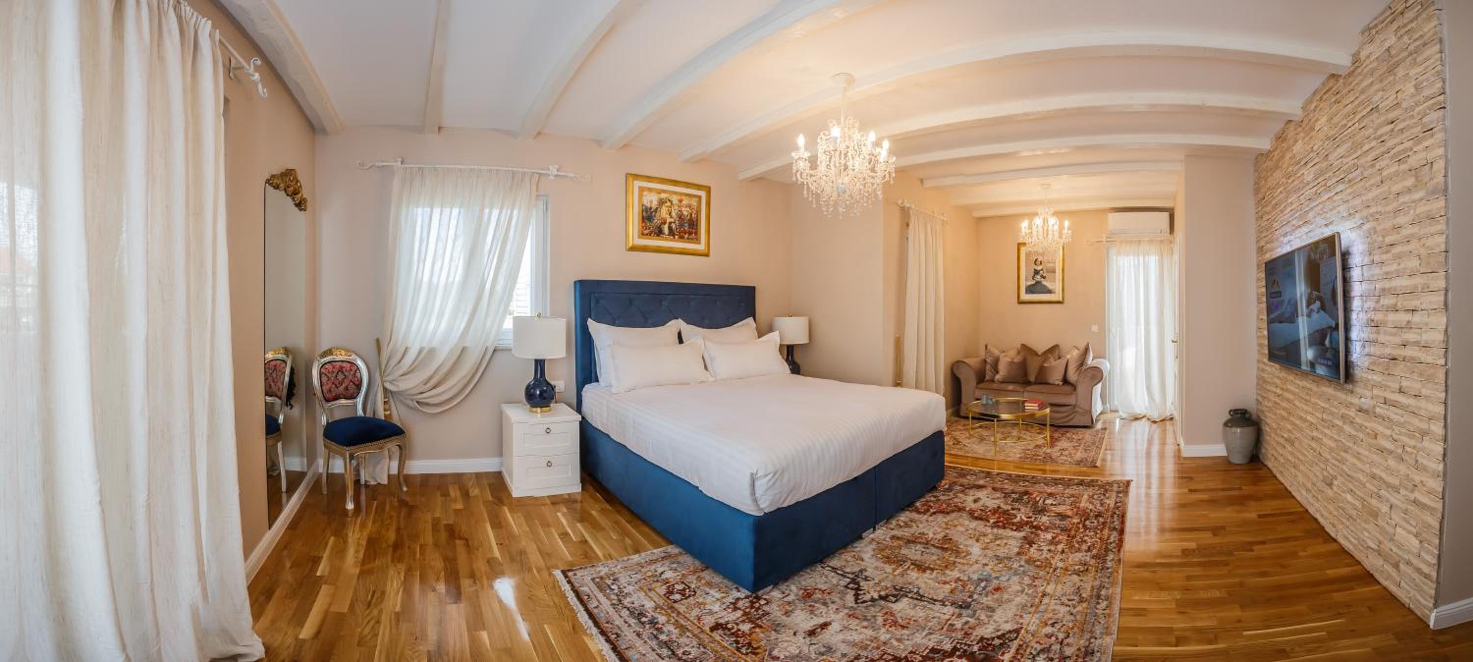 King Room with Spa Bath photo 1